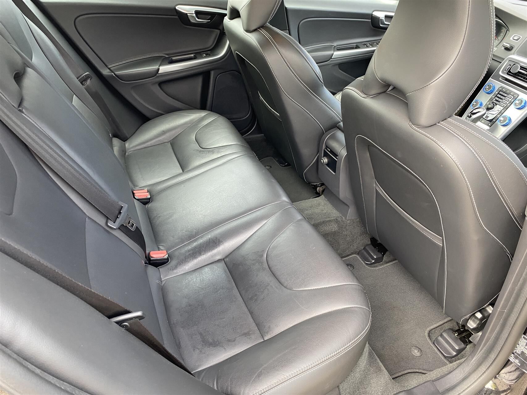 Billede af Volvo V60 2,0 D2 Momentum 120HK Stc 6g Aut.