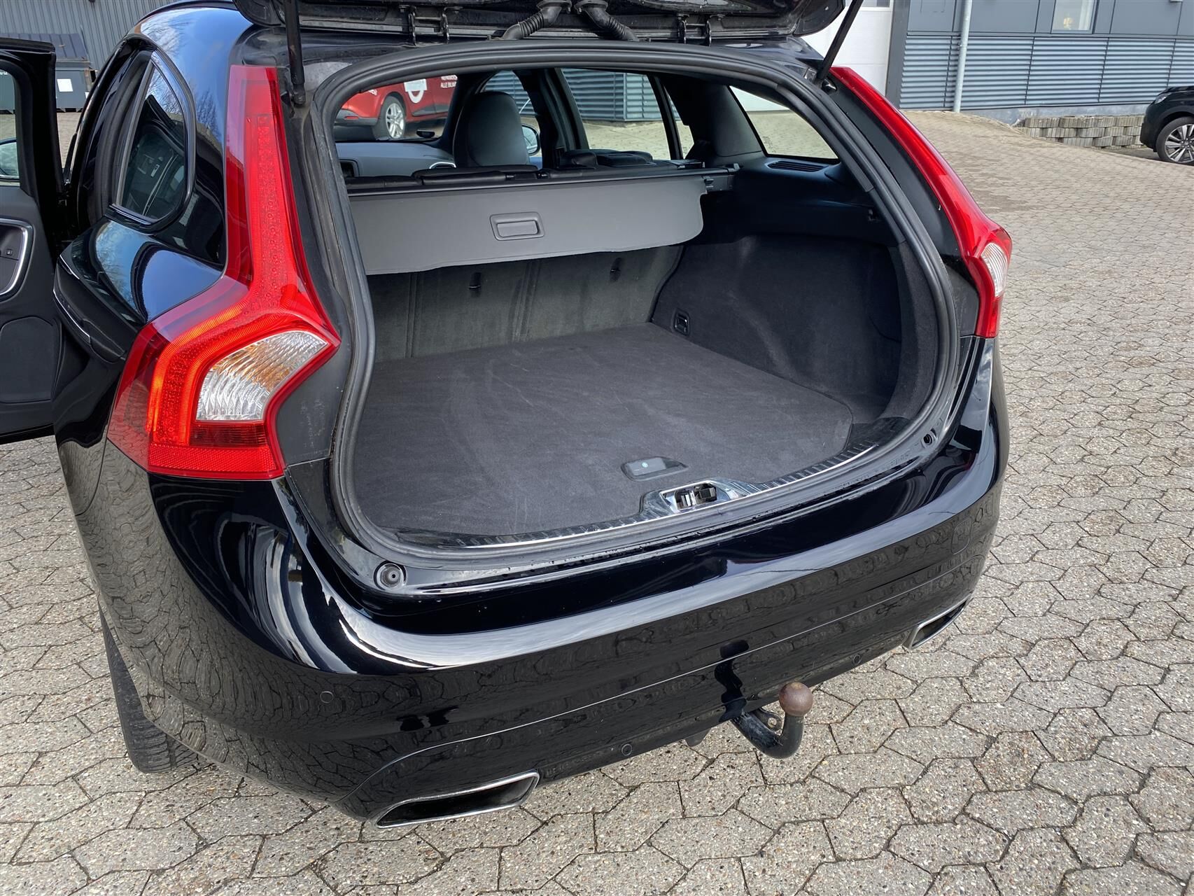 Billede af Volvo V60 2,0 D2 Momentum 120HK Stc 6g Aut.