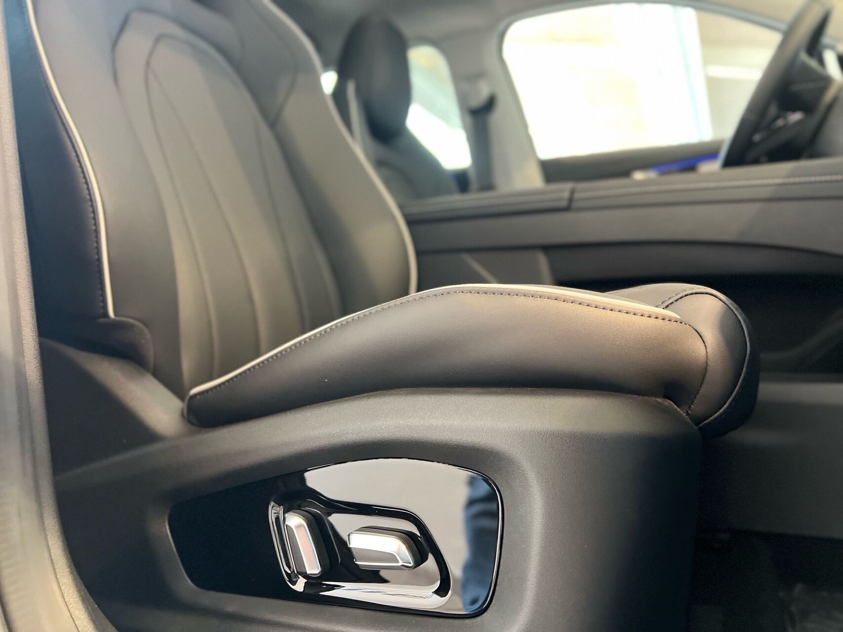 Billede af Omoda 5 EL Premium 204HK Aut.