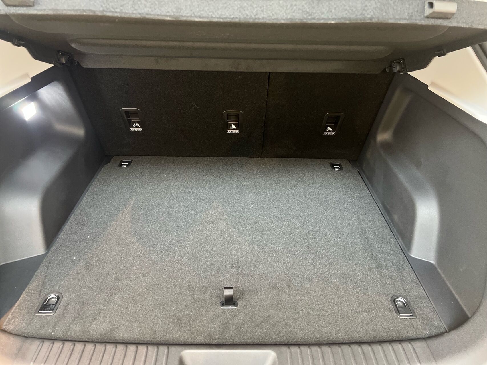 Billede af Omoda 5 EV Hatchback Automatgear PREMIUM