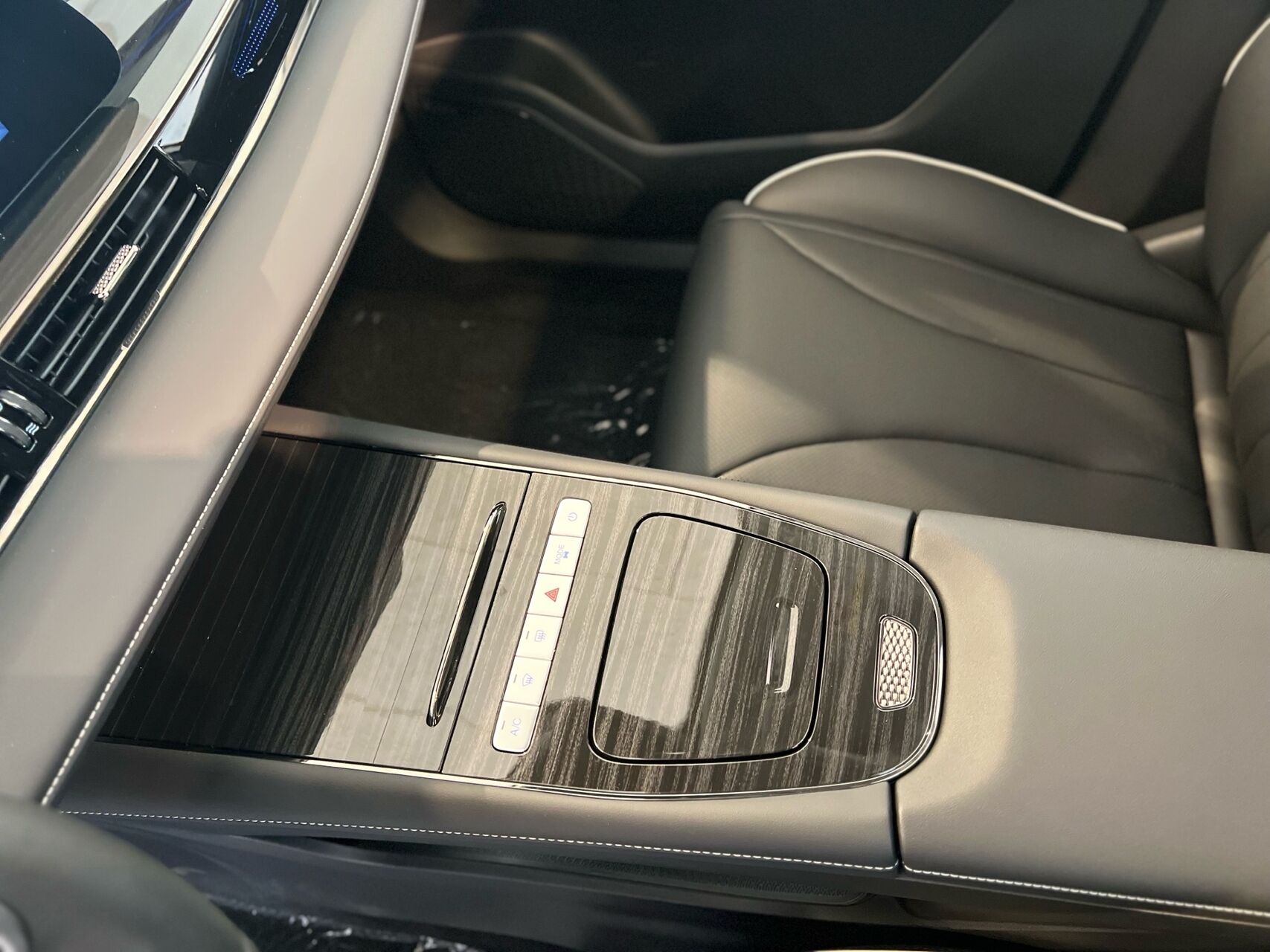 Billede af Omoda 5 EV Hatchback Automatgear PREMIUM