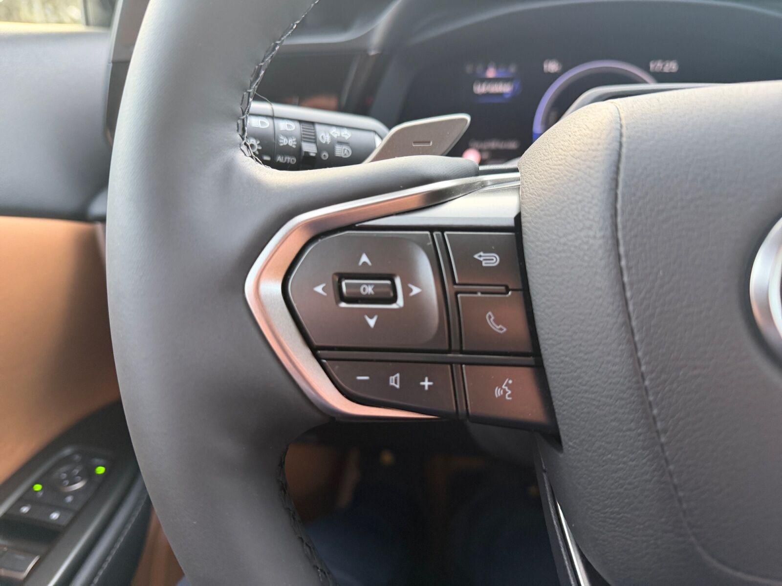 Billede af Lexus RZ 300e EL Executive 204HK 4d Aut.