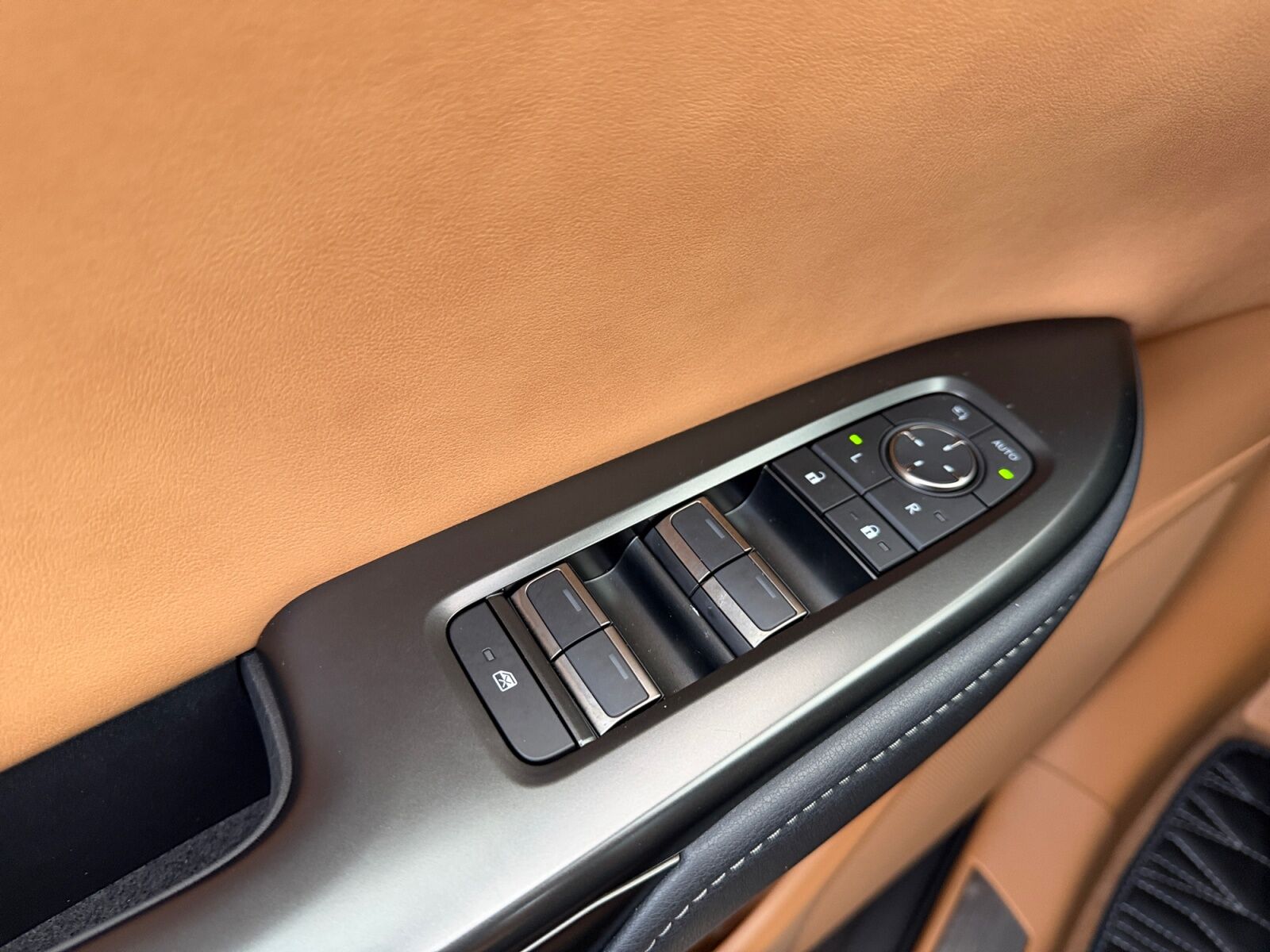 Billede af Lexus RZ 300e EL Executive 204HK 4d Aut.