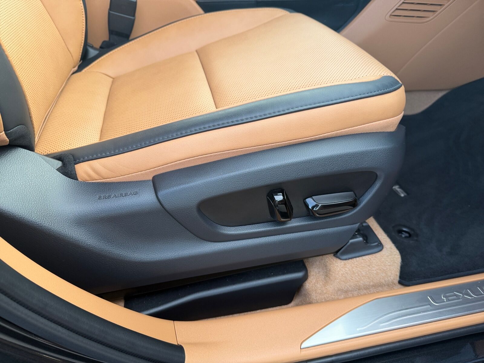 Billede af Lexus RZ 450e EL Executive Direct4 313HK 4d Aut.