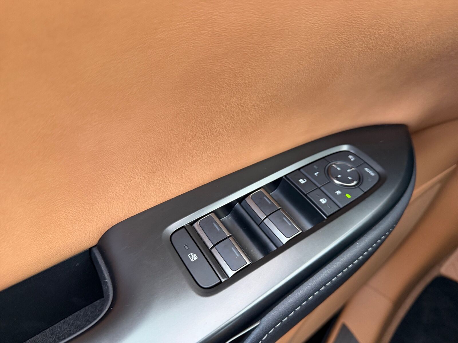 Billede af Lexus RZ 450e EL Executive Direct4 313HK 4d Aut.