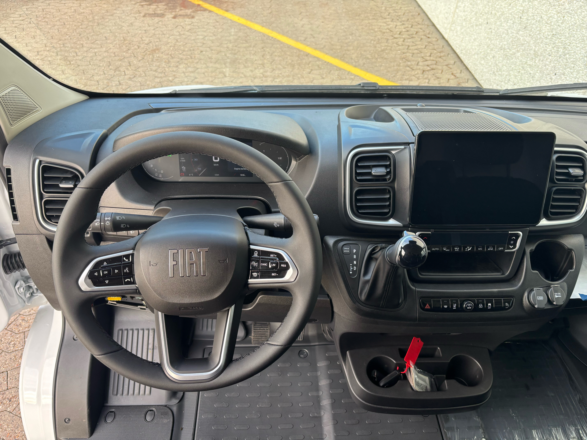 Billede af Fiat Ducato 35M L3H2 2,2 Multijet Pro+ 180HK Van 8g Aut.