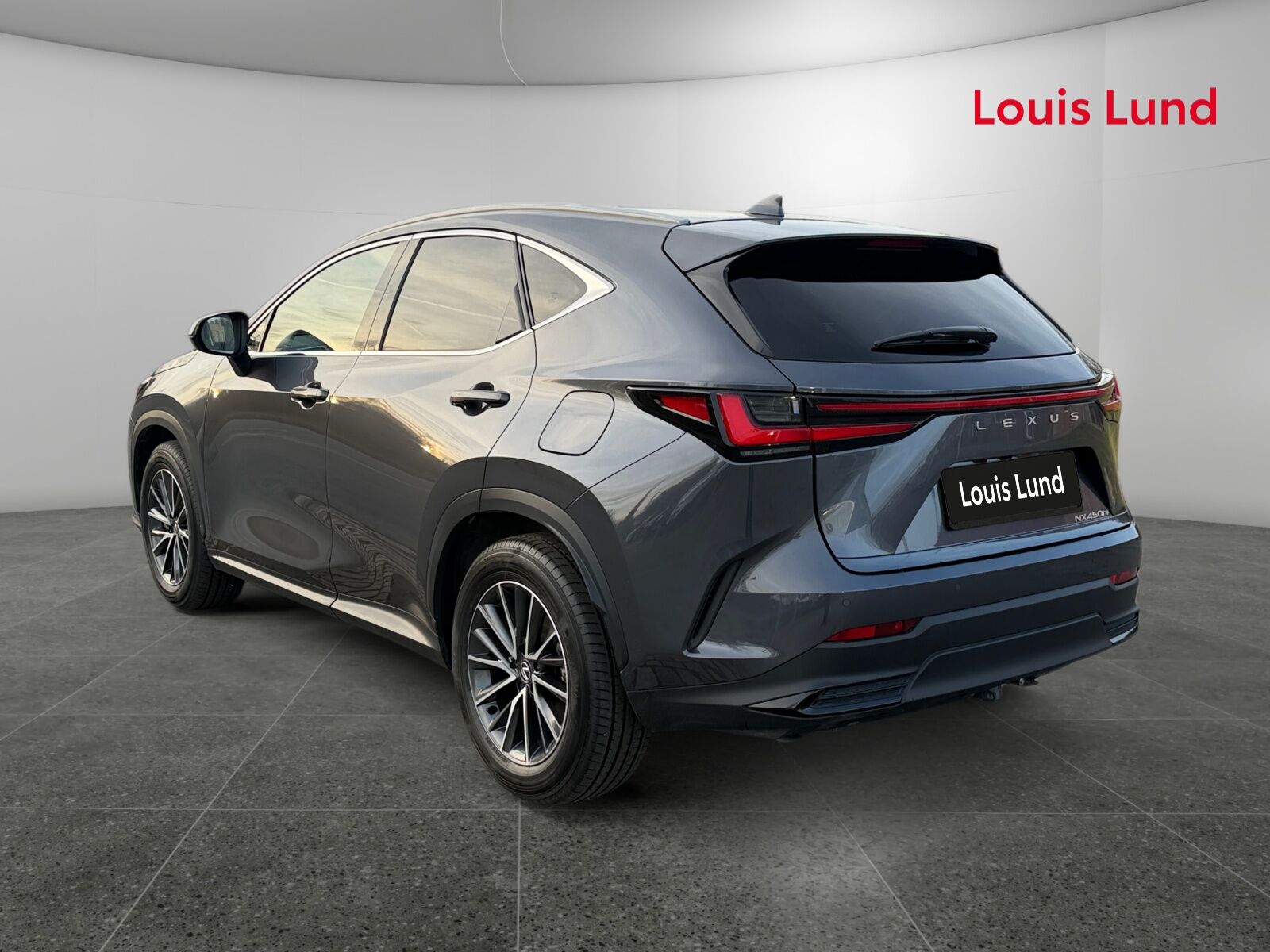 Billede af Lexus NX 450h+ 2,5 Plugin-hybrid Business Plus 4WD 309HK 5d Trinl. Gear