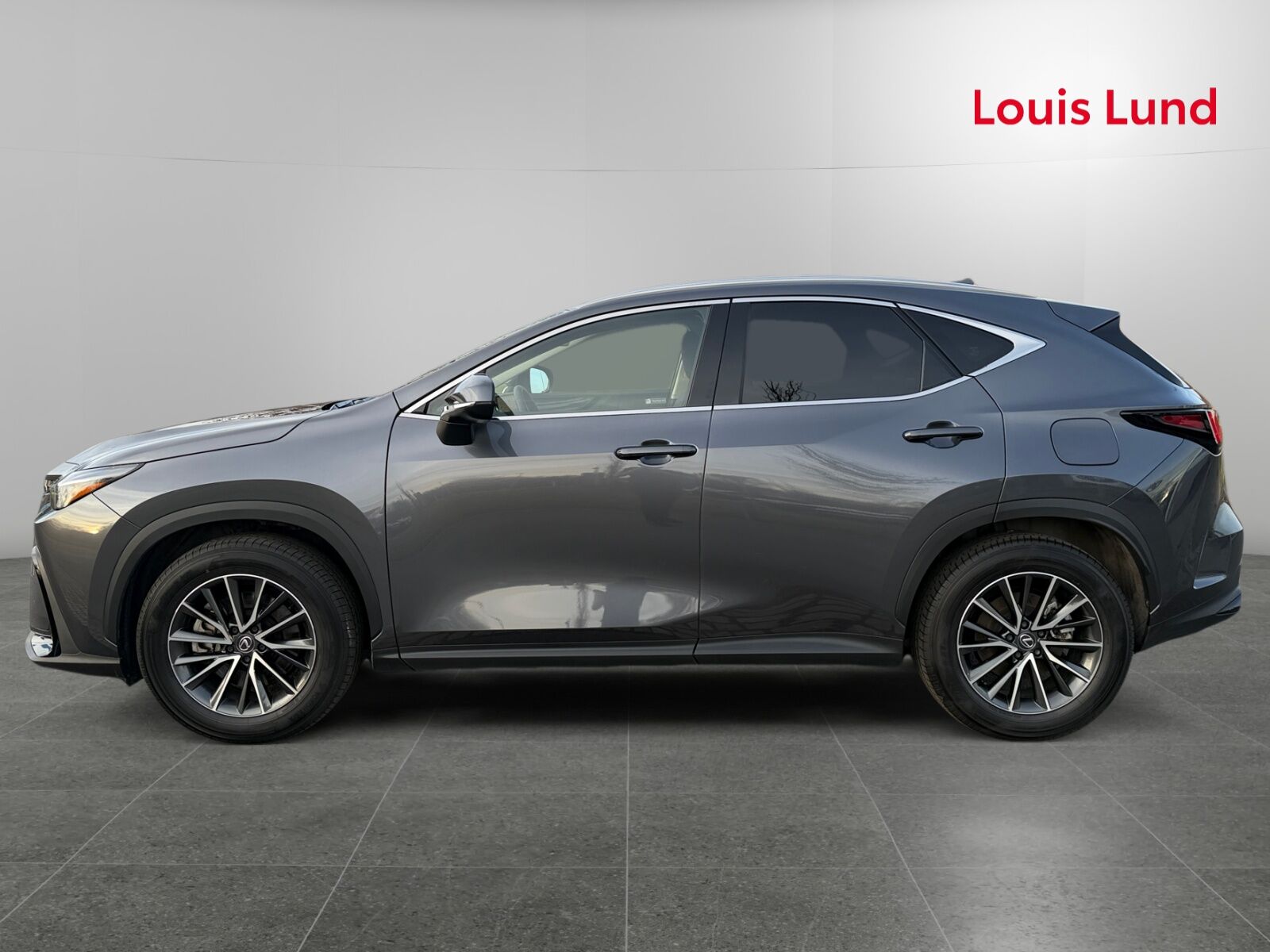 Billede af Lexus NX 450h+ 2,5 Plugin-hybrid Business Plus 4WD 309HK 5d Trinl. Gear