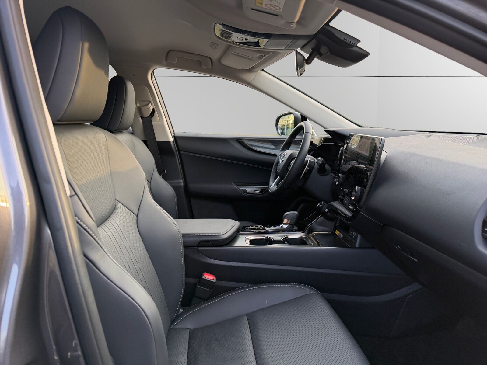 Billede af Lexus NX 450h+ 2,5 Plugin-hybrid Business Plus 4WD 309HK 5d Trinl. Gear