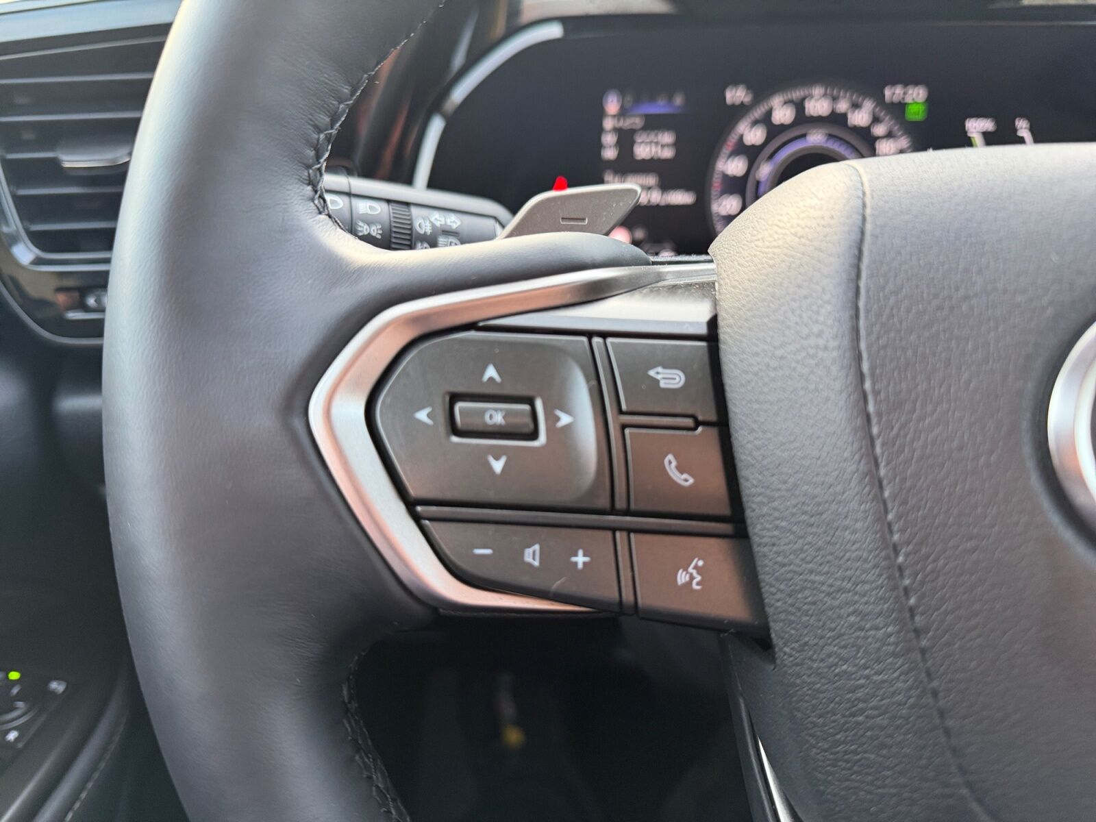 Billede af Lexus NX 450h+ 2,5 Plugin-hybrid Business Plus 4WD 309HK 5d Trinl. Gear