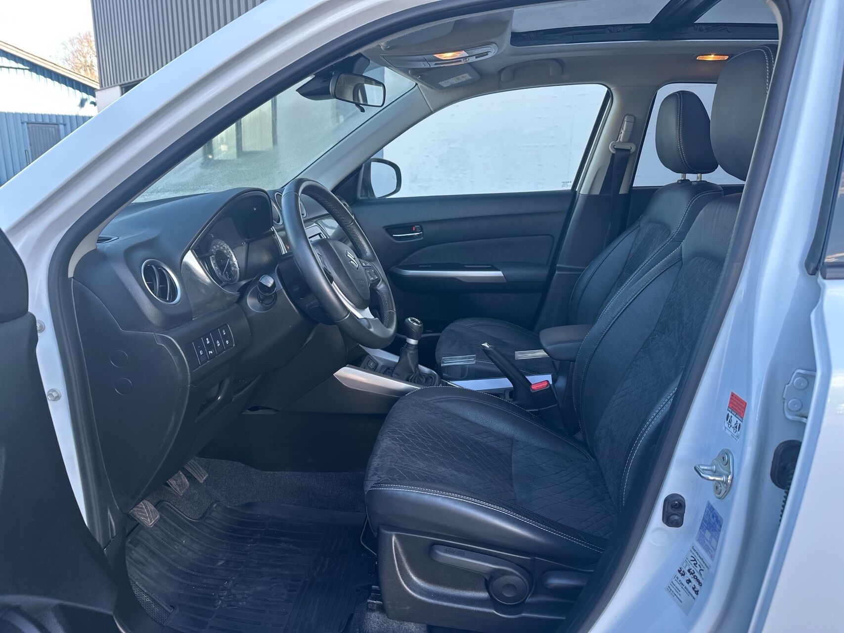 Billede af Suzuki Vitara 1,4 Boosterjet  Mild hybrid Adventure 129HK 5d 6g