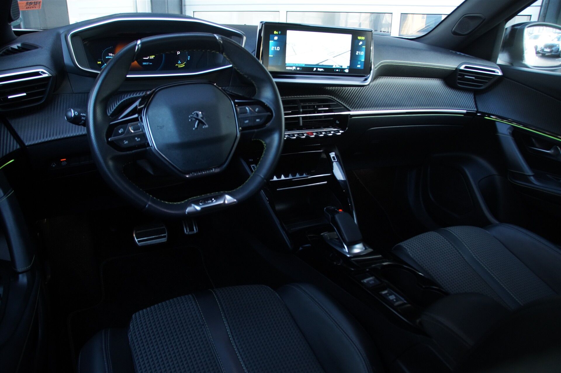 Billede af Peugeot e-2008 EL GT 136HK 5d Aut.