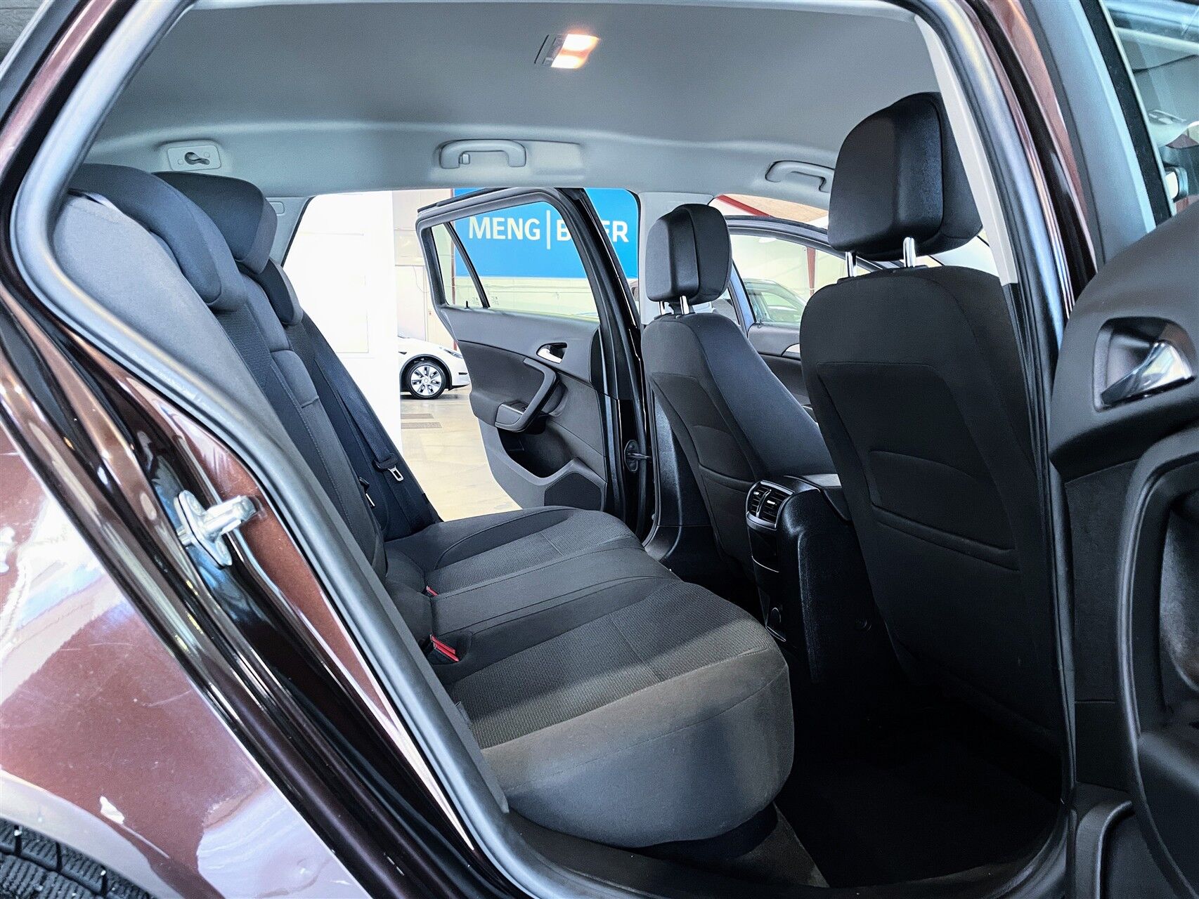 Billede af Opel Insignia Sports Tourer 1,4 Turbo Edition Start/Stop 140HK Stc 6g