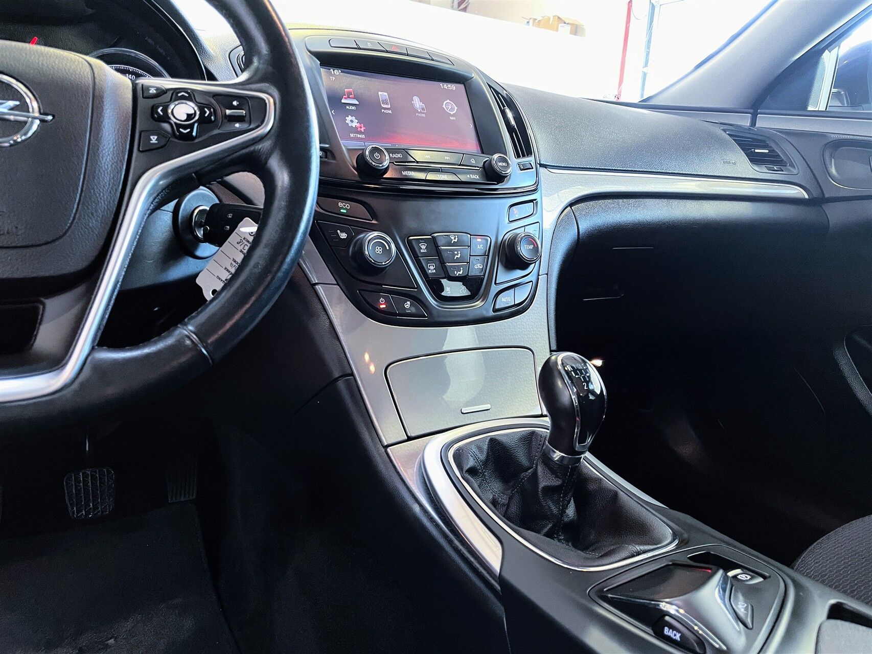 Billede af Opel Insignia Sports Tourer 1,4 Turbo Edition Start/Stop 140HK Stc 6g