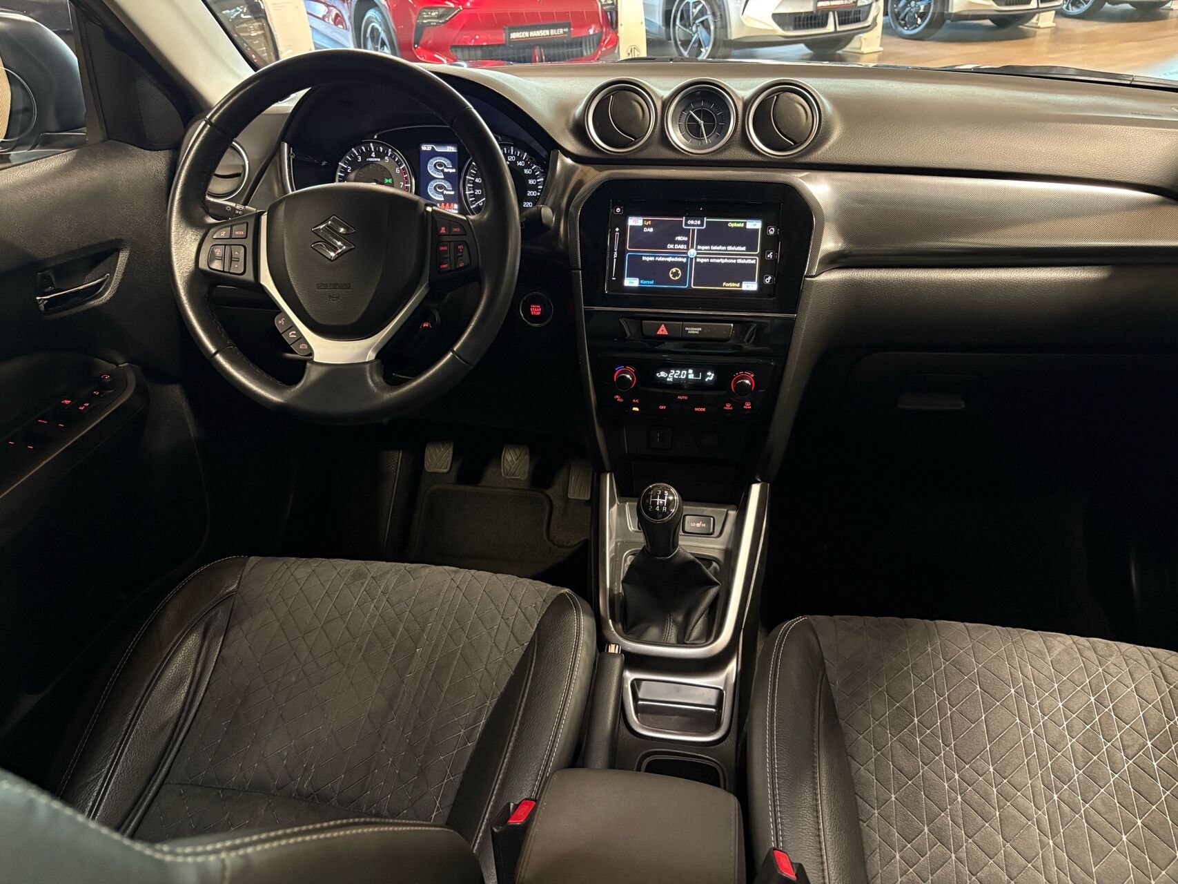 Billede af Suzuki Vitara 1,0 Boosterjet Adventure 112HK 5d