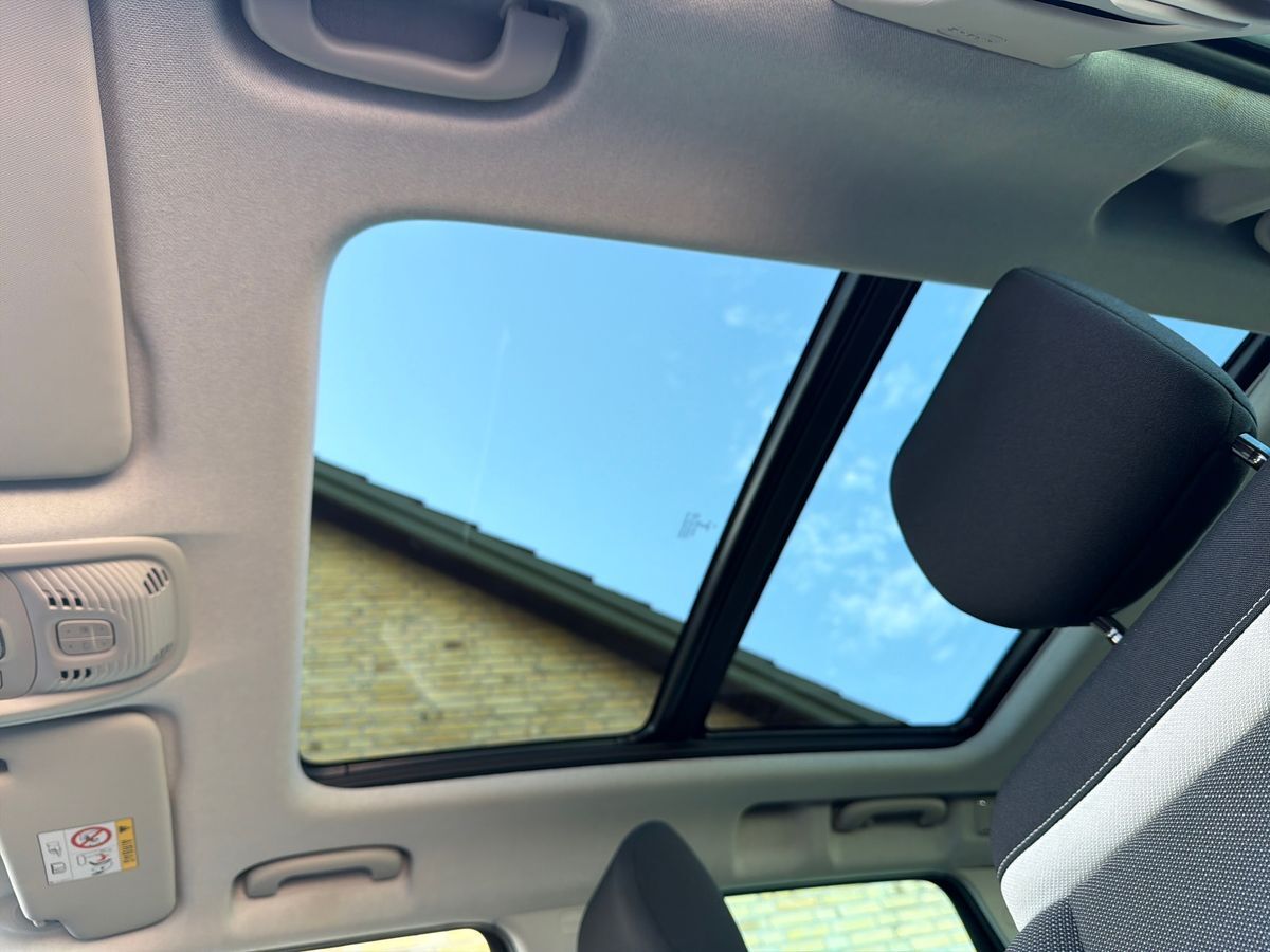 Billede af Citroën C3 Aircross 1,2 PureTech Shine Sport EAT6 130HK 5d 6g Aut.