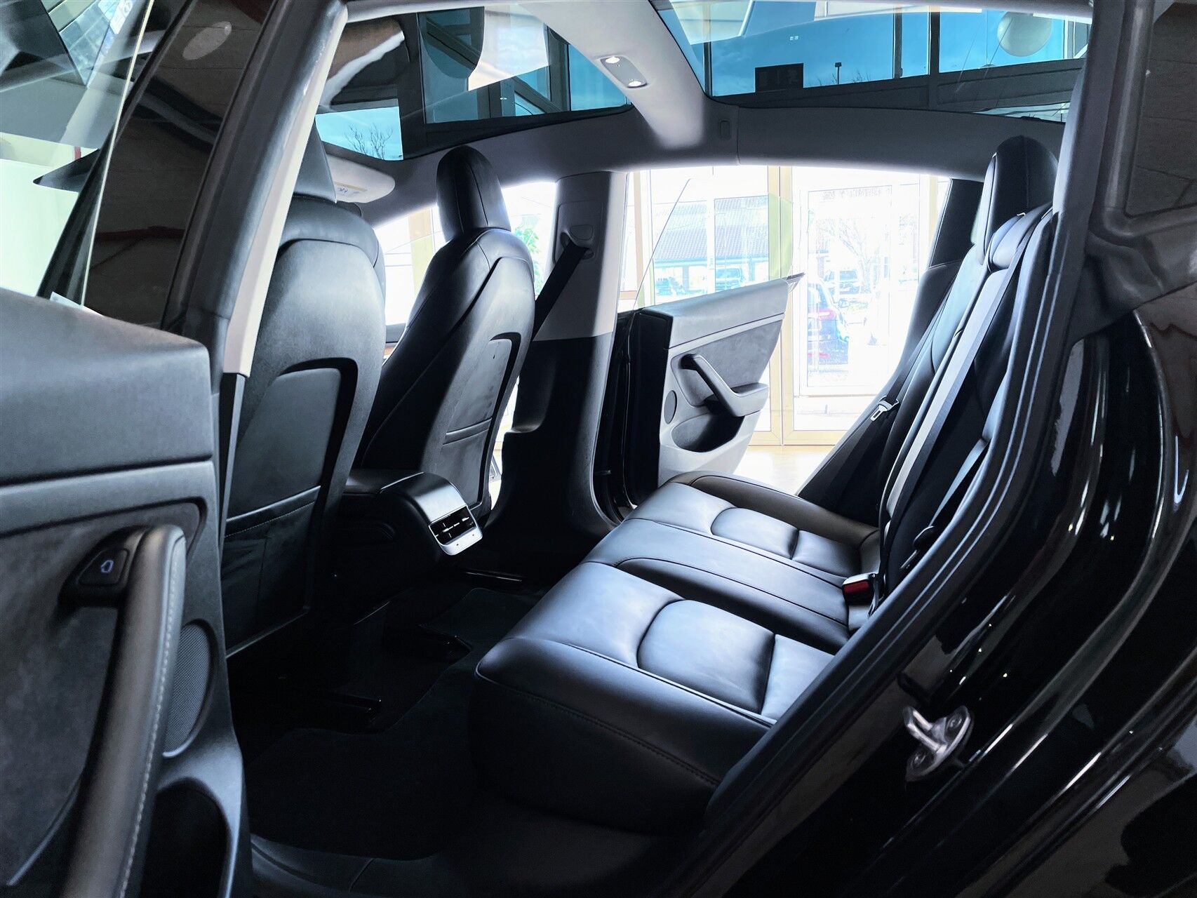 Billede af Tesla Model 3 EL 283HK Aut.