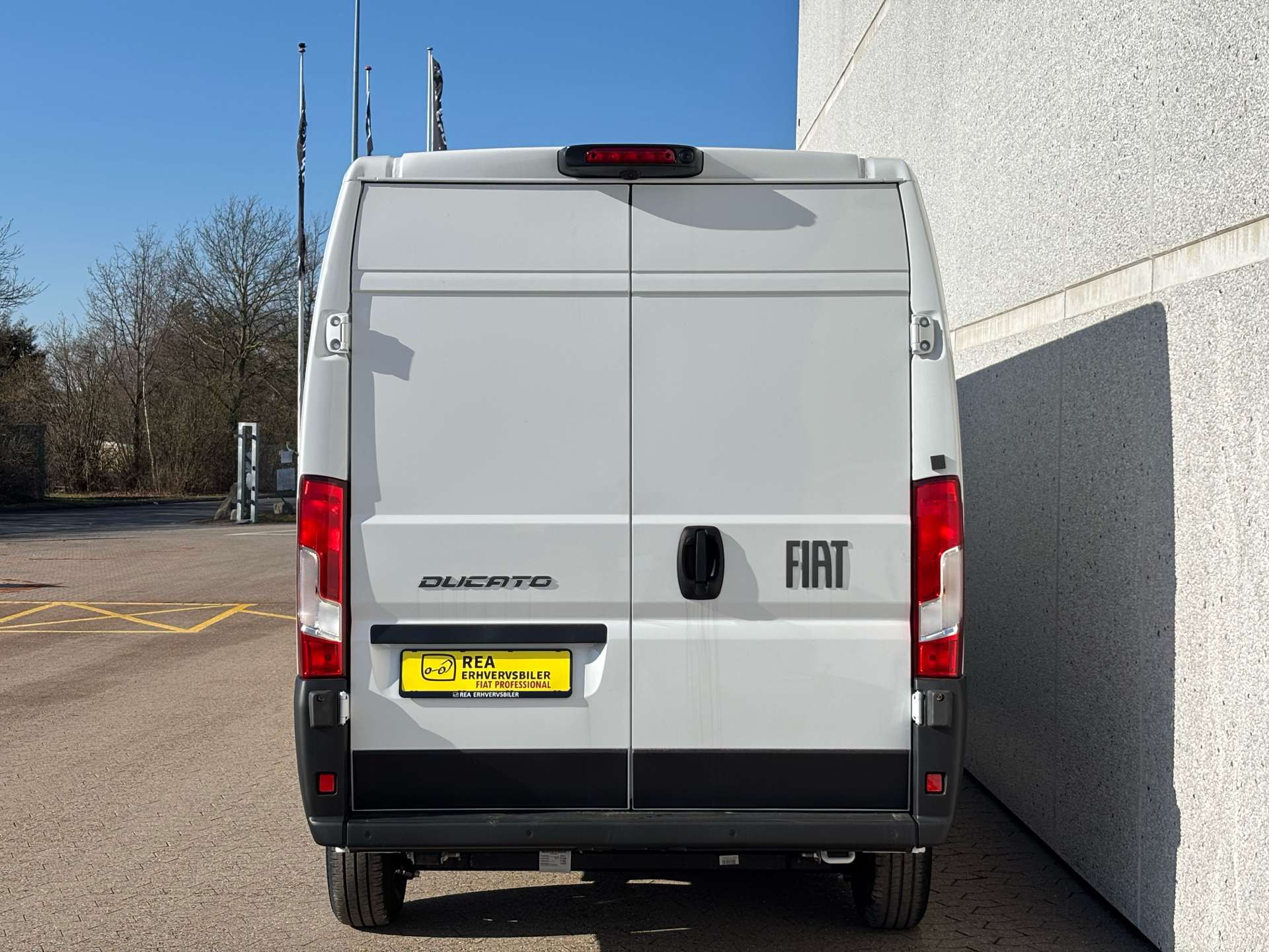 Billede af Fiat Ducato 35M L3H2 2,2 Multijet Pro+ 180HK Van 8g Aut.