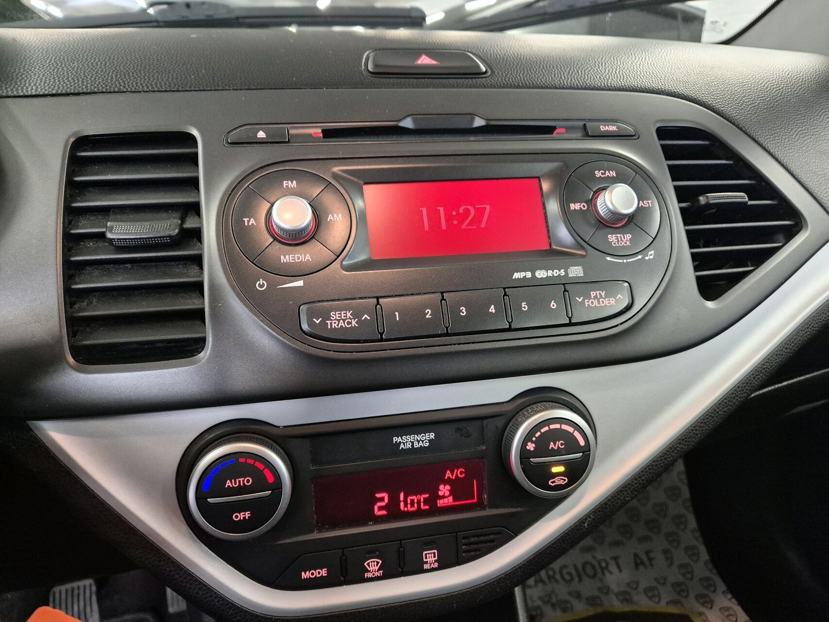 Billede af Kia Picanto 1,0 World Cup Clim 69HK 5d