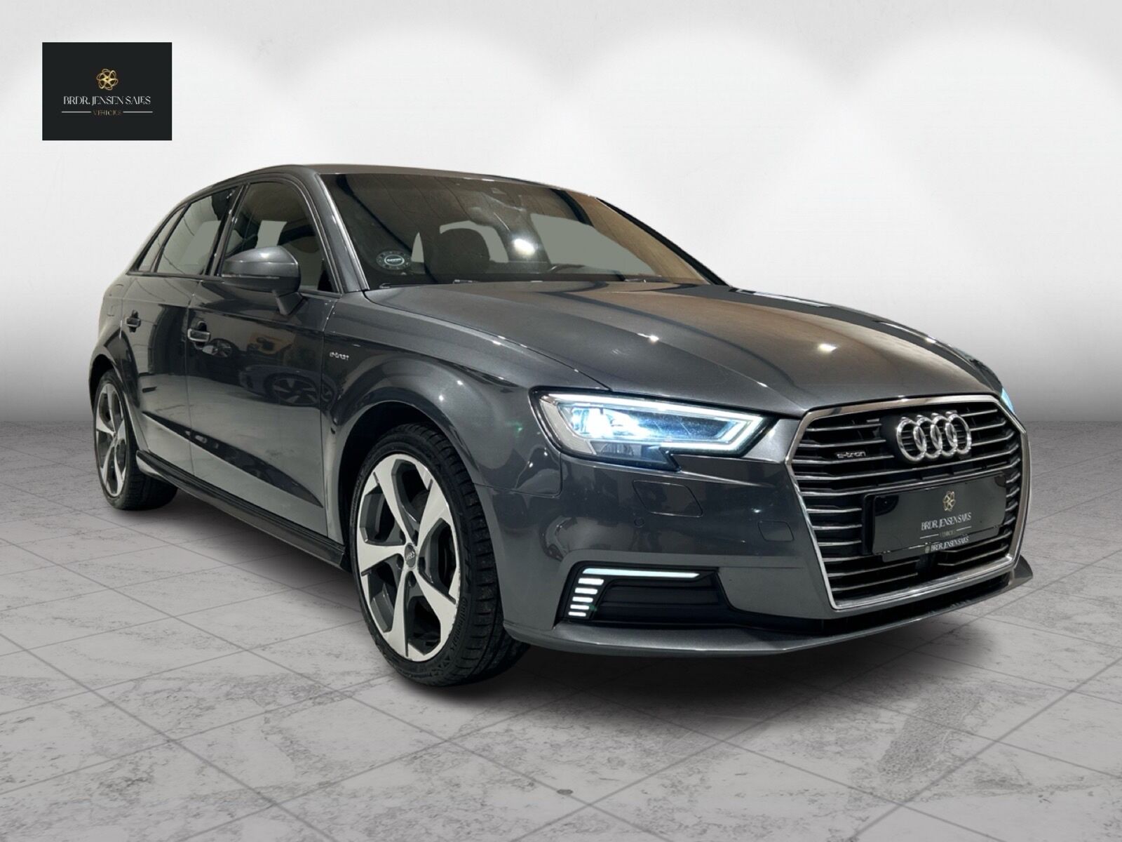 Billede af Audi A3 Sportback 1,4 E-tron  Plugin-hybrid Sport S Tronic 204HK 5d 6g Aut.