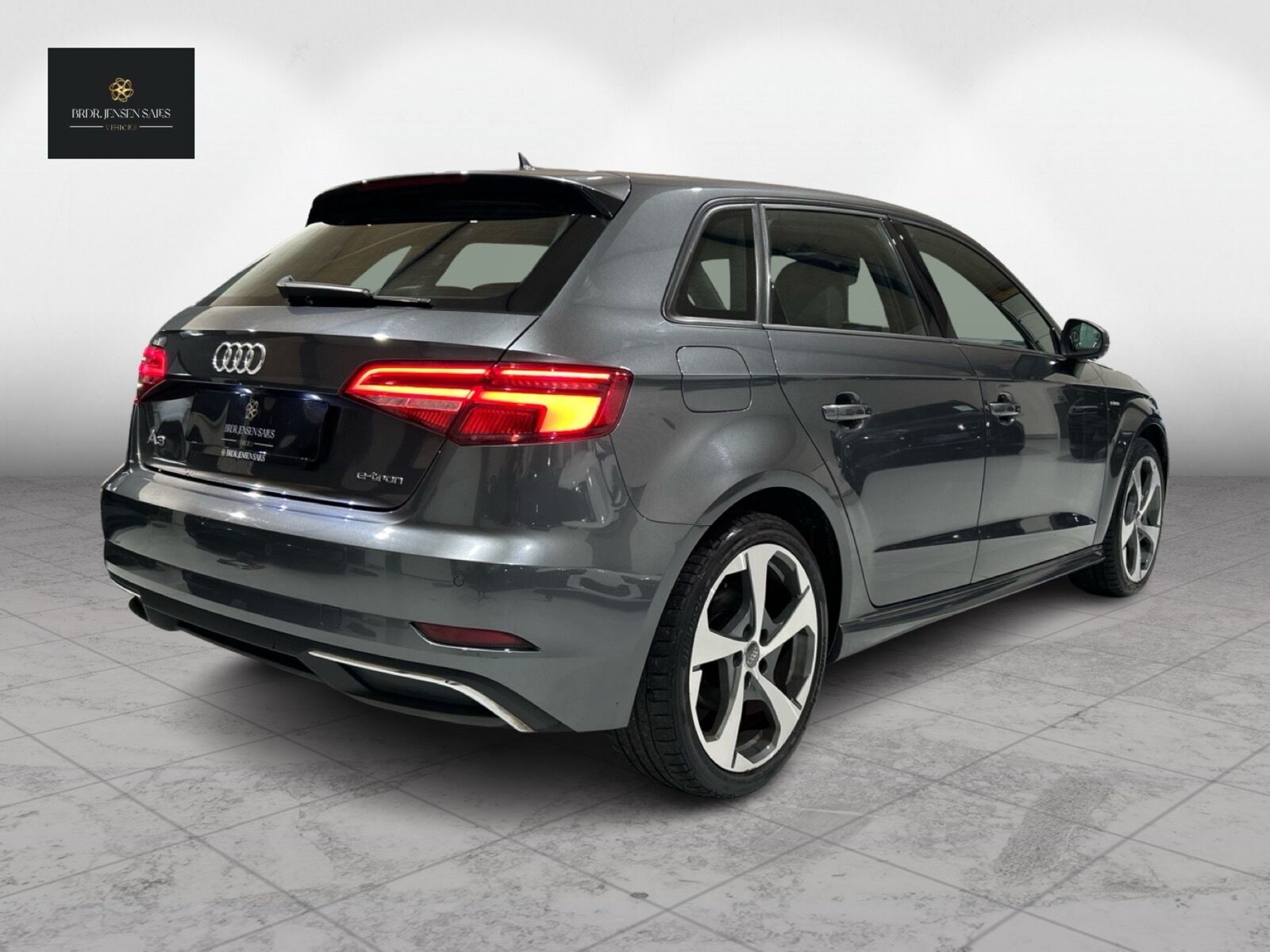Billede af Audi A3 Sportback 1,4 E-tron  Plugin-hybrid Sport S Tronic 204HK 5d 6g Aut.