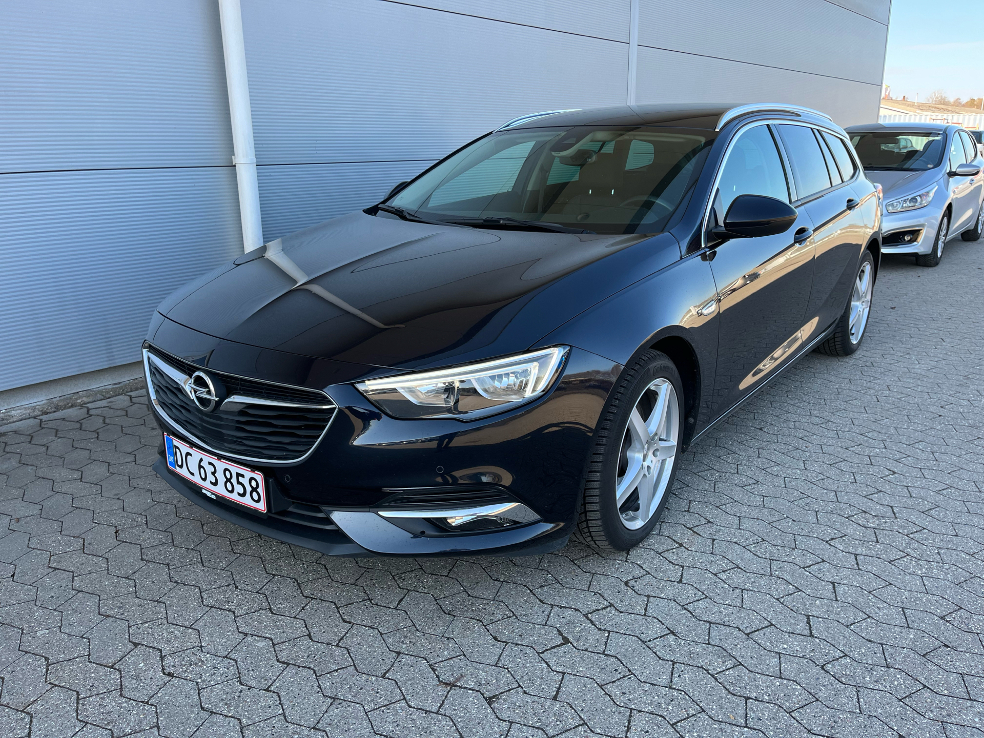 Billede af Opel Insignia Sports Tourer 1,5 Turbo Dynamic Start/Stop 165HK Stc 6g Aut.