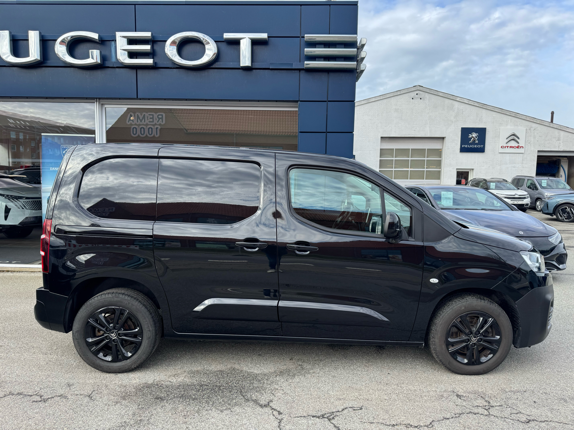 Billede af Citroën Berlingo L1 1,5 Blue HDi Masterline EAT8 start/stop 130HK Van 8g Aut.