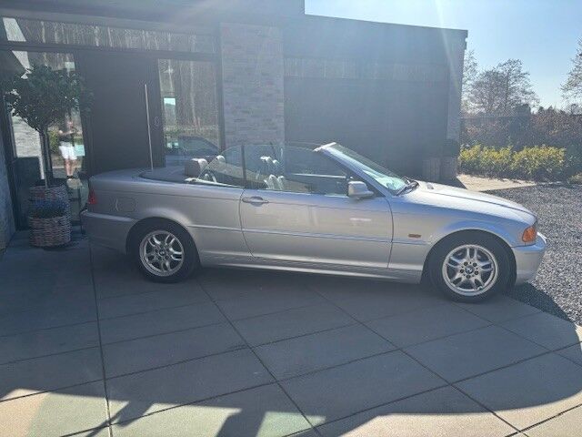 Billede af BMW 318i 143HK Cabr.