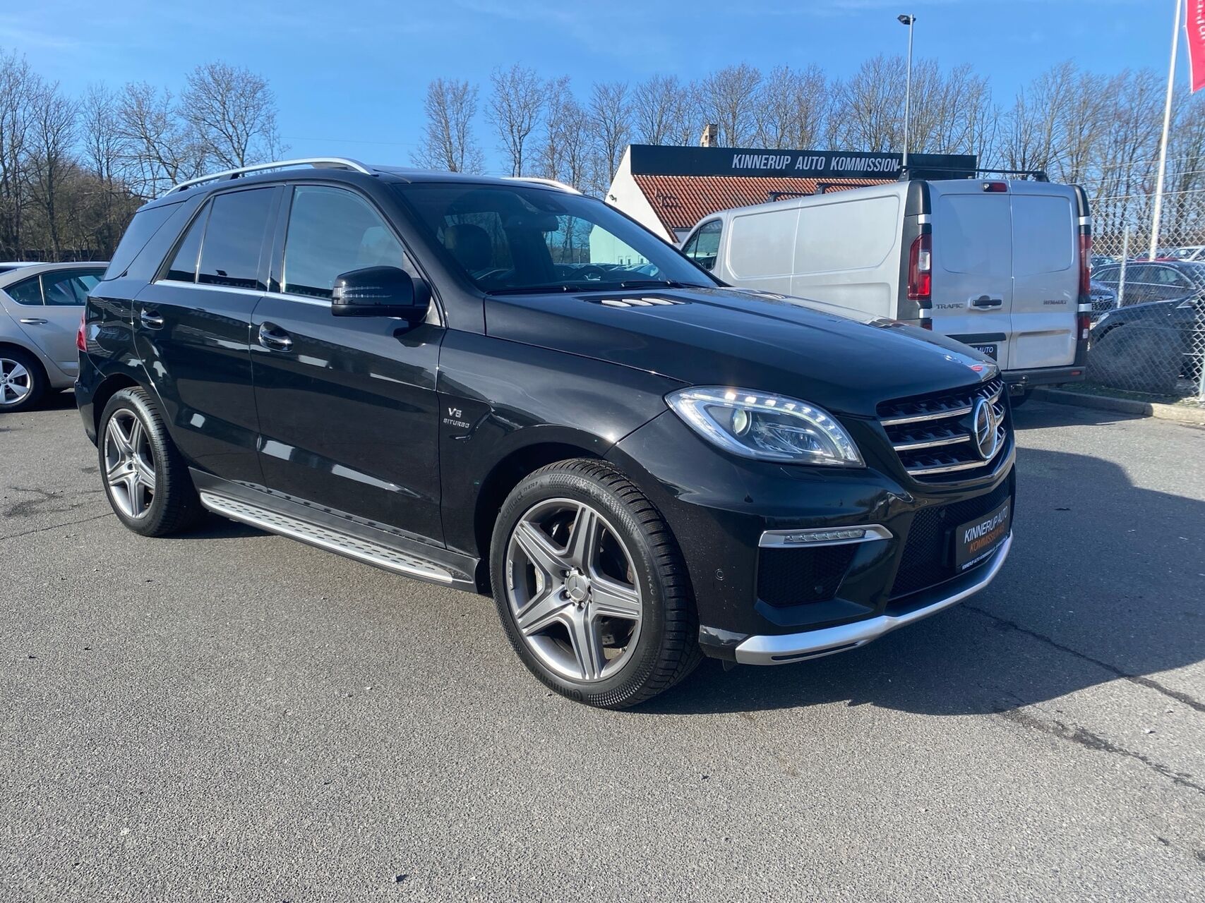 Billede af Mercedes-Benz ML63 AMG 5,5 V8 4Matic 525HK 5d 7g Aut.