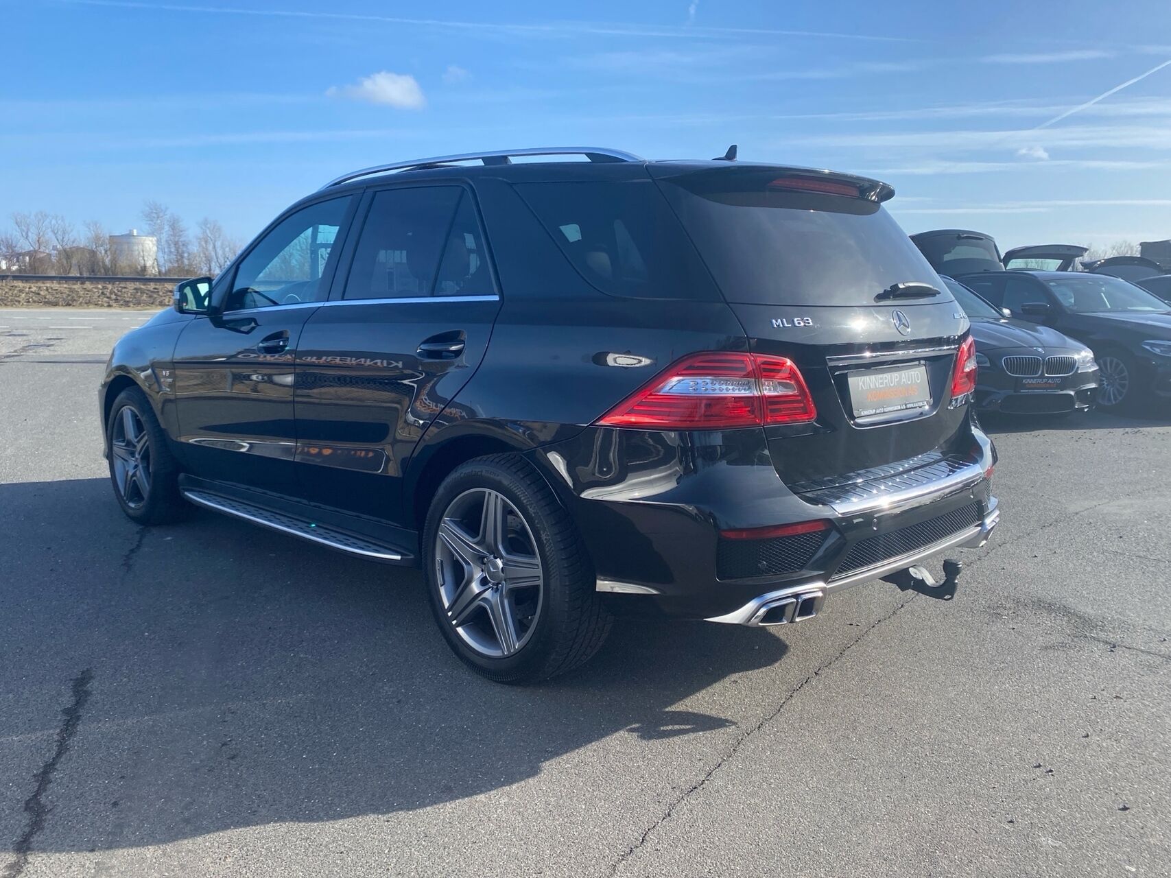 Billede af Mercedes-Benz ML63 AMG 5,5 V8 4Matic 525HK 5d 7g Aut.