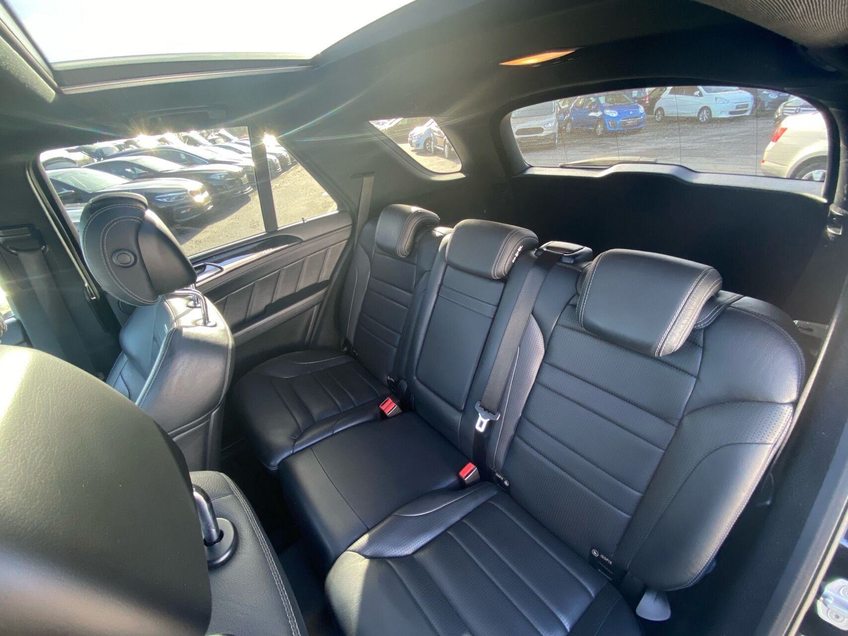 Billede af Mercedes-Benz ML63 AMG 5,5 V8 4Matic 525HK 5d 7g Aut.