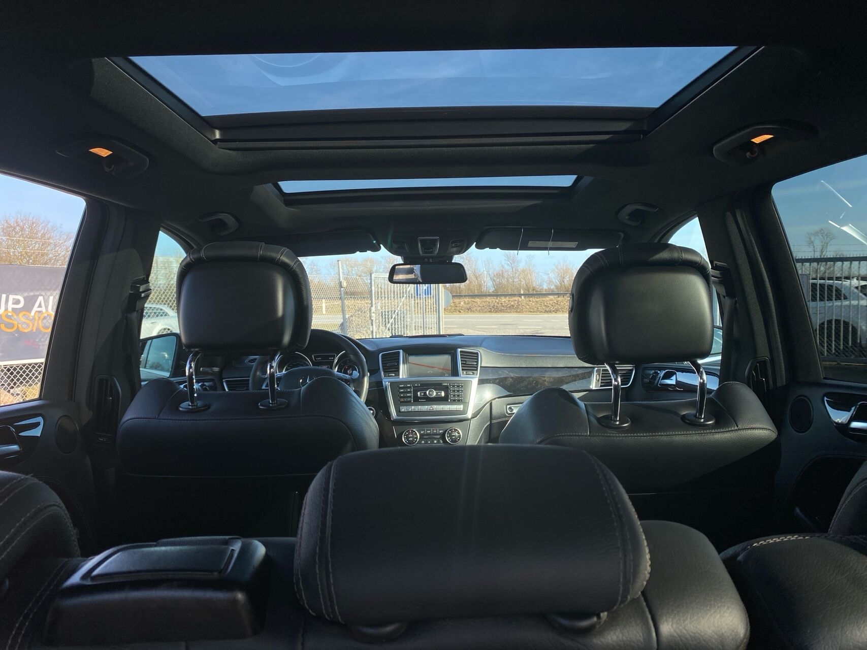 Billede af Mercedes-Benz ML63 AMG 5,5 V8 4Matic 525HK 5d 7g Aut.