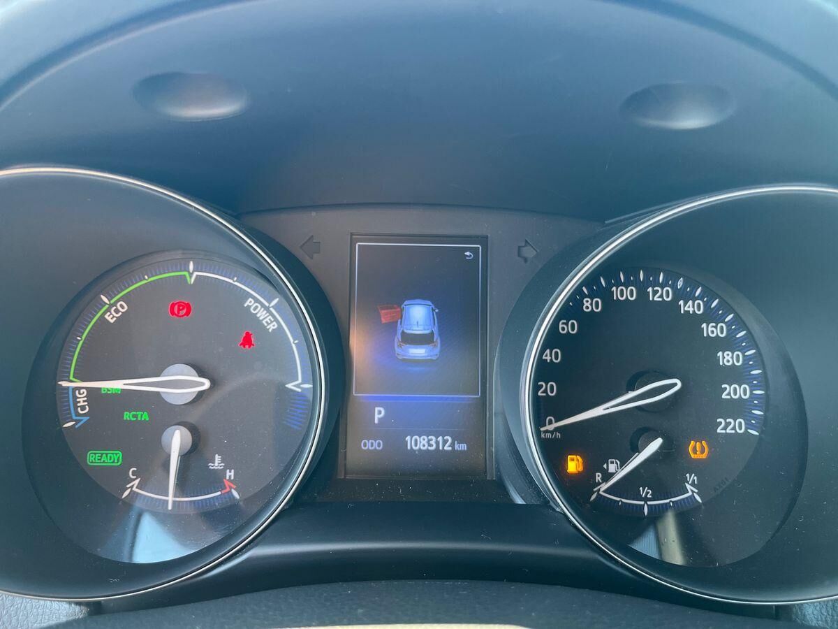 Billede af Toyota C-HR 1,8 Hybrid C-LUB Premium Selected Multidrive S 122HK 5d Aut.