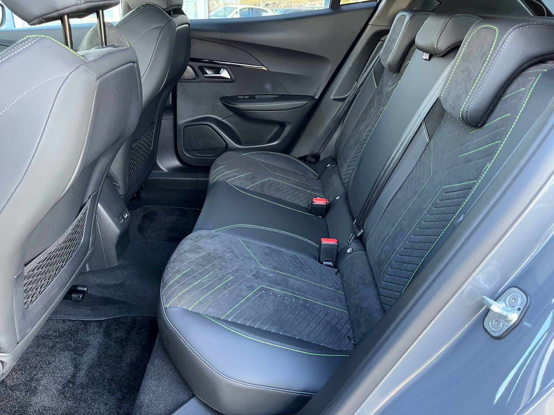 Billede af Peugeot e-2008 EL GT 156HK 5d Aut.