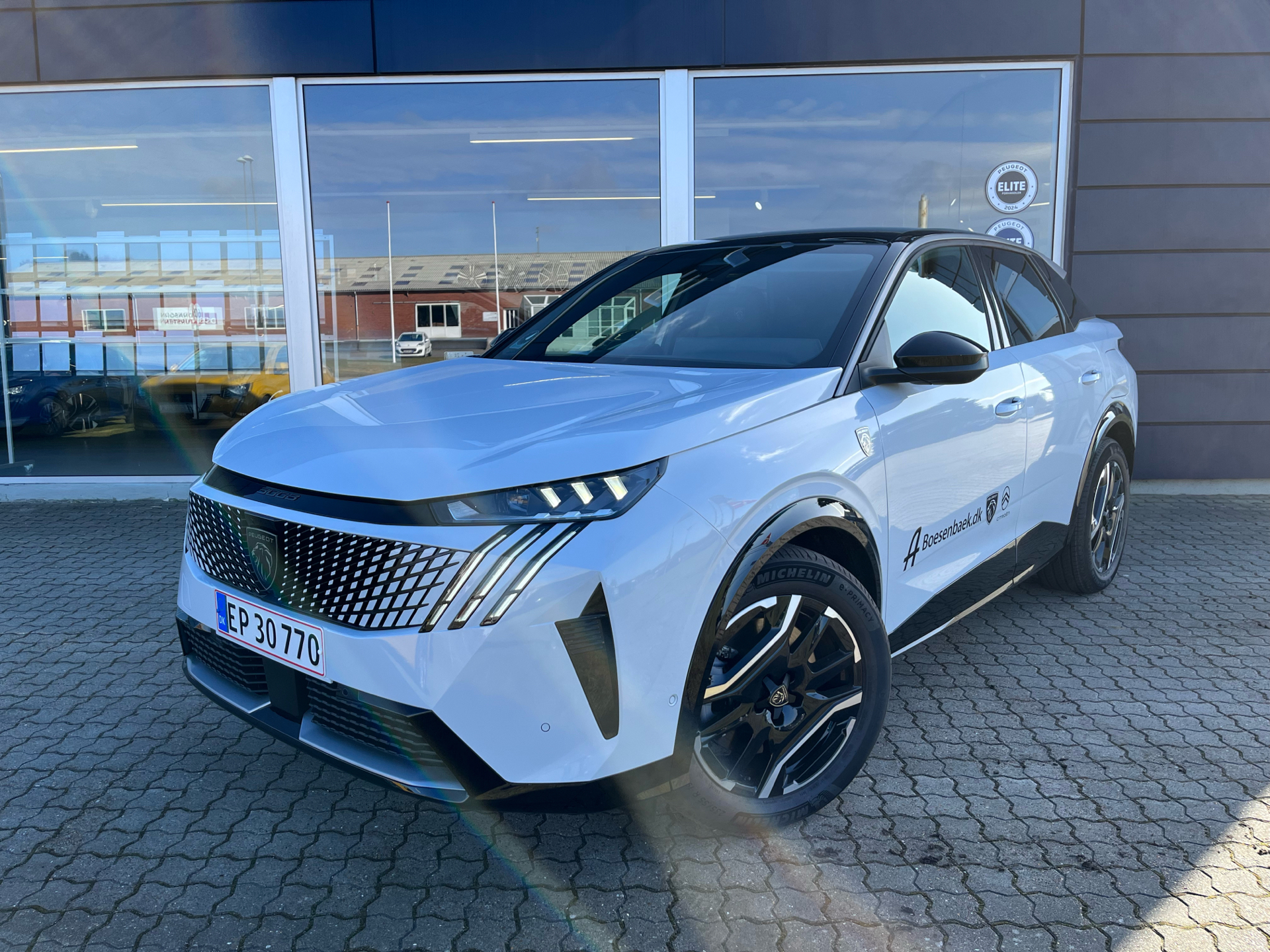 Billede af Peugeot e-3008 EL GT Pack 210HK 5d Aut.