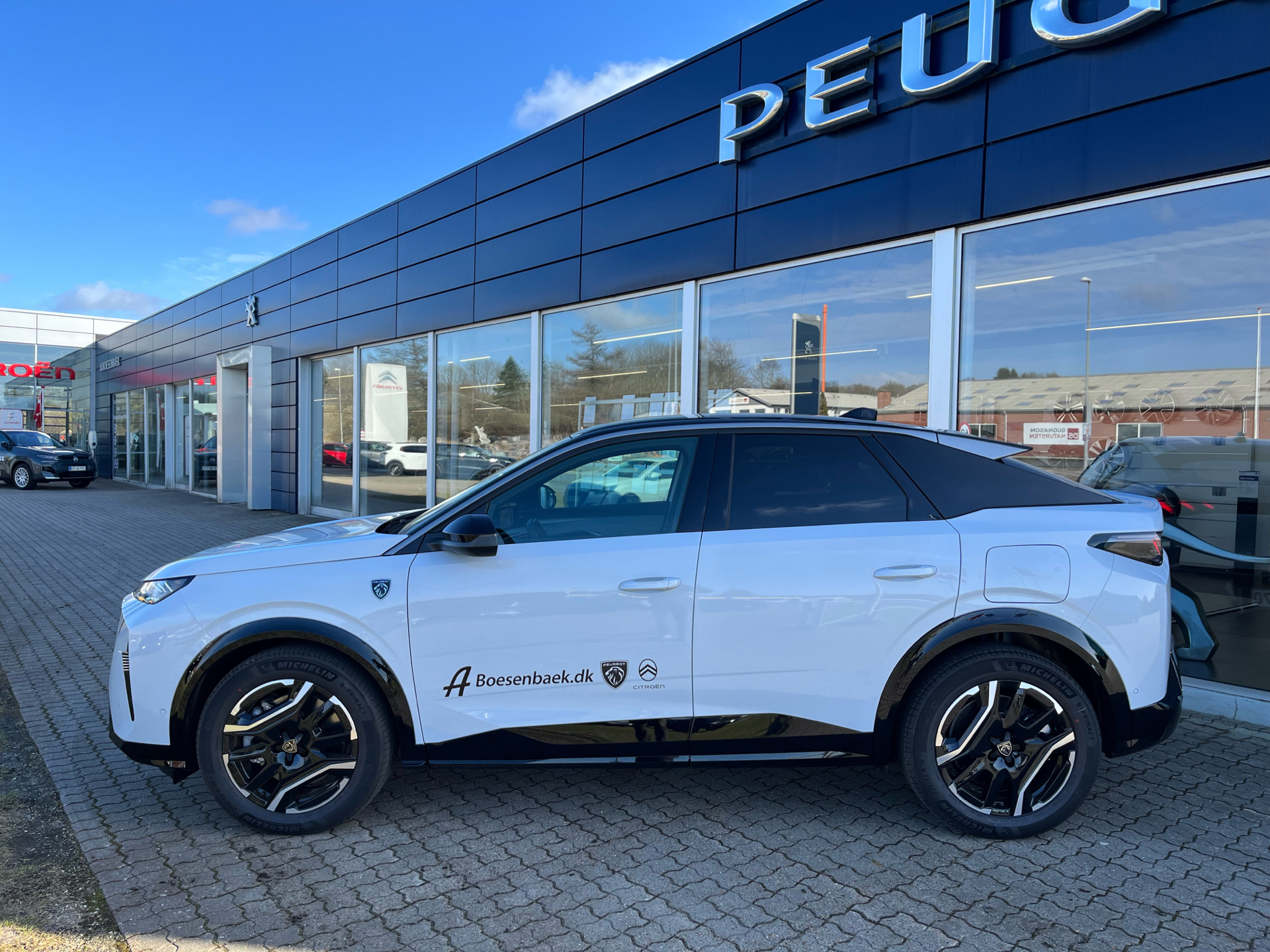 Billede af Peugeot e-3008 EL GT Pack 210HK 5d Aut.