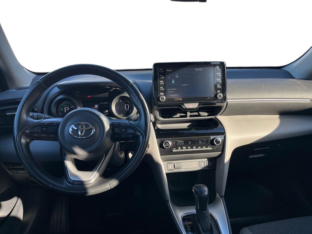 Billede af Toyota Yaris Cross 1,5 Hybrid Essential Comfort 116HK 5d Trinl. Gear
