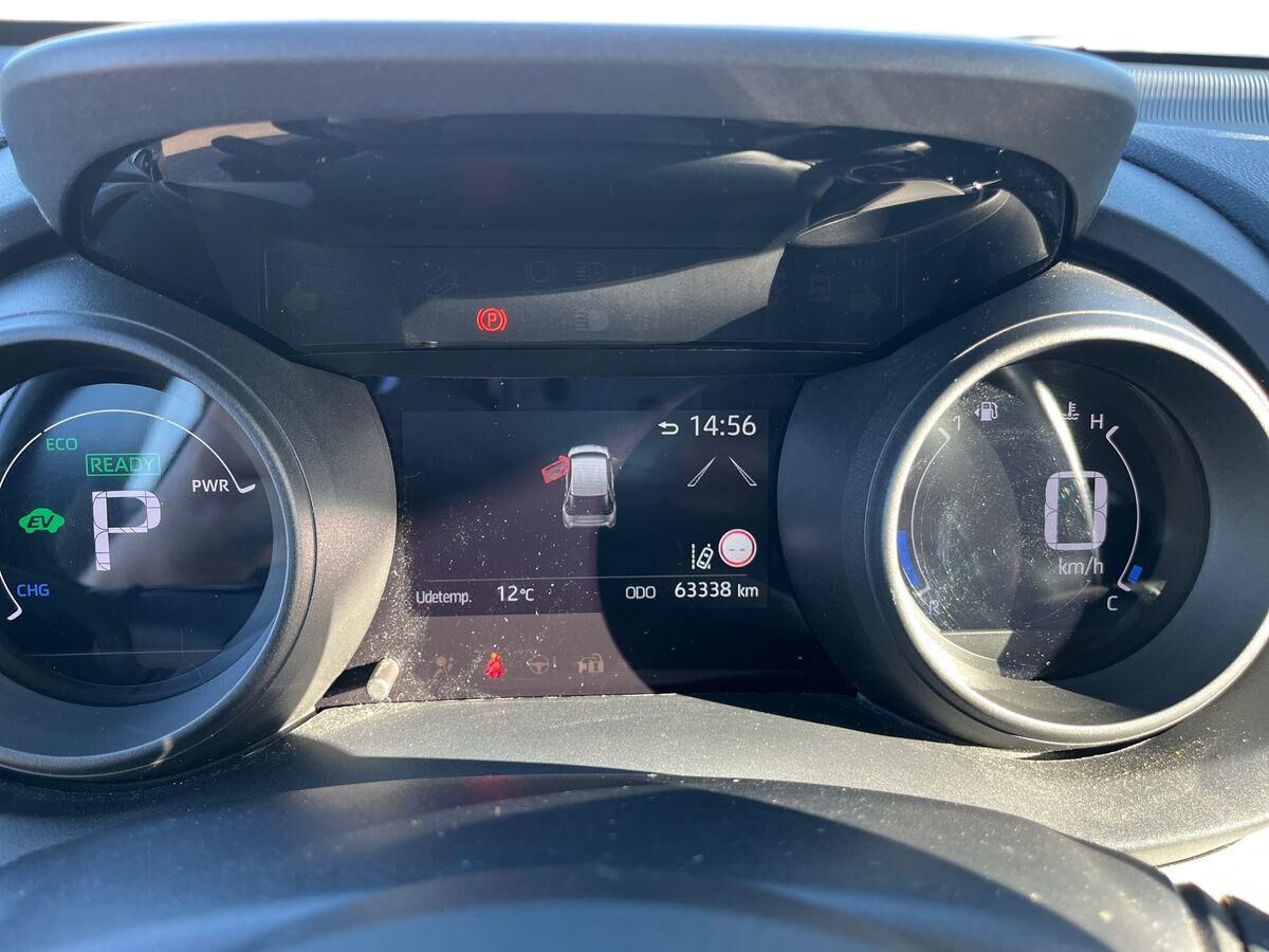 Billede af Toyota Yaris Cross 1,5 Hybrid Essential Comfort 116HK 5d Trinl. Gear