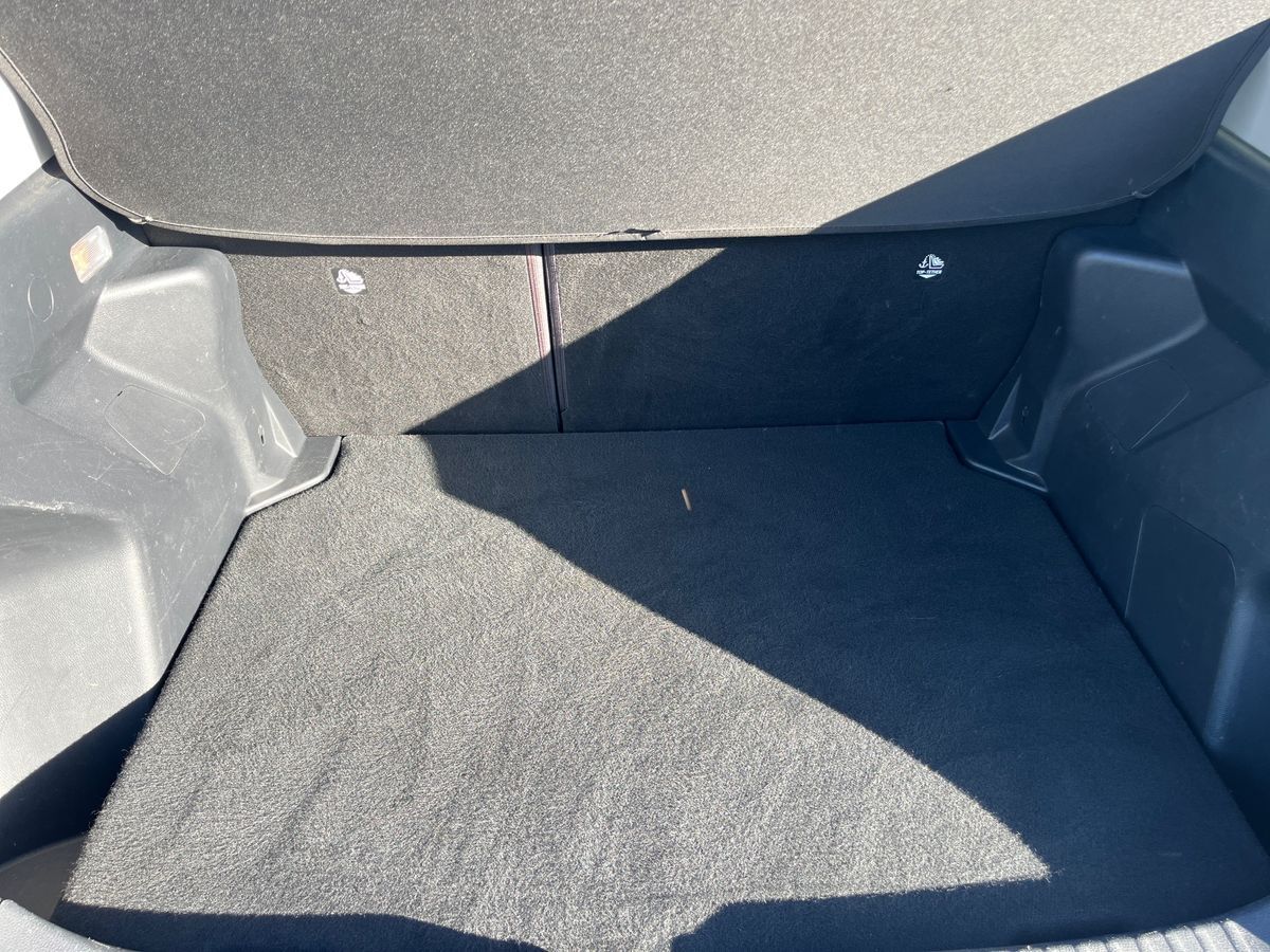 Billede af Toyota Yaris Cross 1,5 Hybrid Essential Comfort 116HK 5d Trinl. Gear