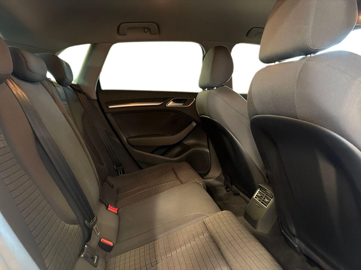 Billede af Audi A3 Sportback 2,0 40 TFSI Sport Limited Edition Quattro S Tron 190HK 5d 7g Aut.