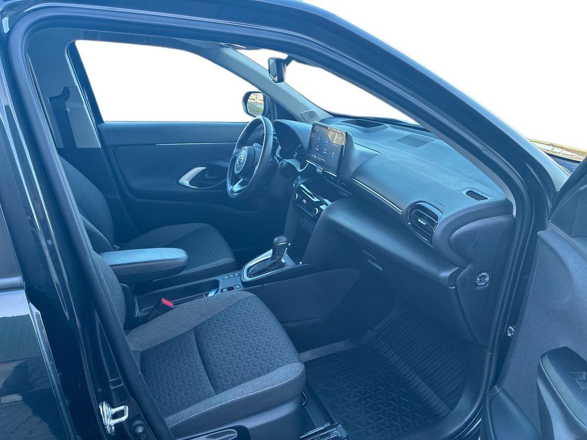 Billede af Toyota Yaris Cross 1,5 Hybrid Active Technology Plus 116HK 5d Trinl. Gear