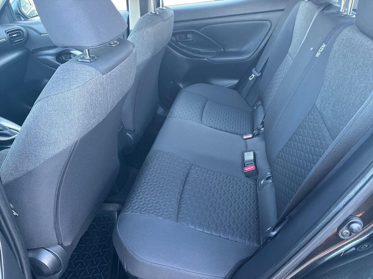 Billede af Toyota Yaris Cross 1,5 Hybrid Active Technology Plus 116HK 5d Trinl. Gear