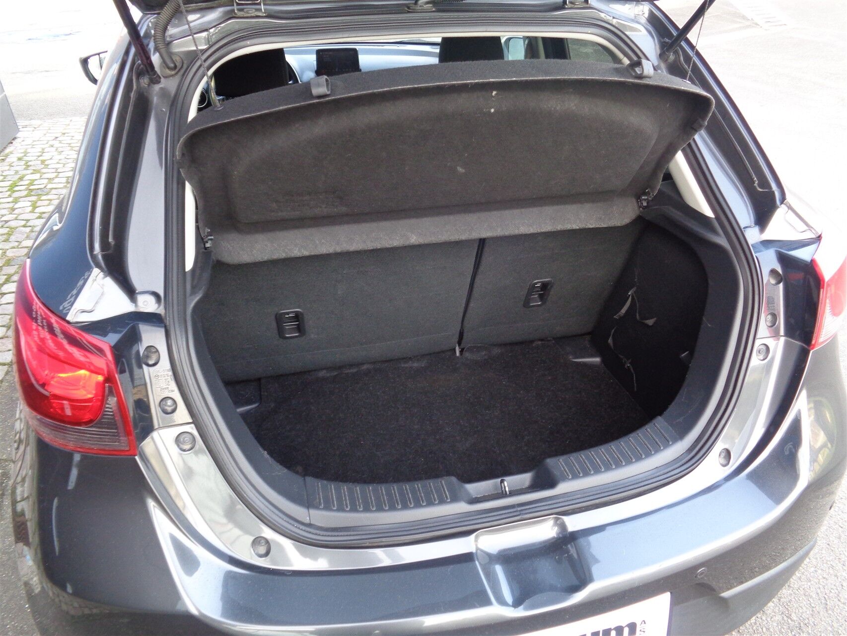 Billede af Mazda 2 1,5 Skyactiv-G Niseko 90HK 5d 6g Aut.