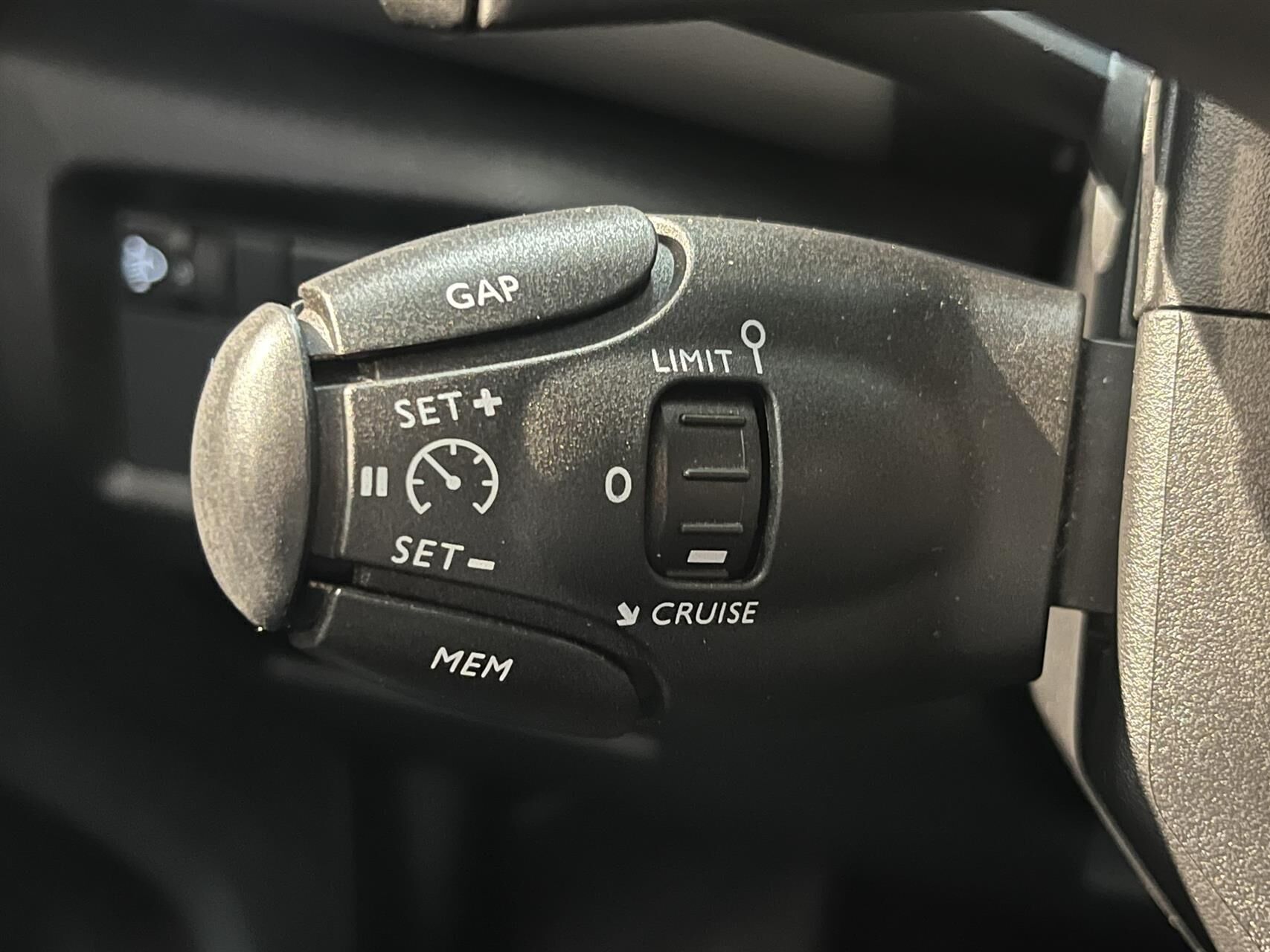 Billede af Citroën C5 Aircross 1,5 Blue HDi Platinum EAT8 start/stop 130HK 5d 8g Aut.