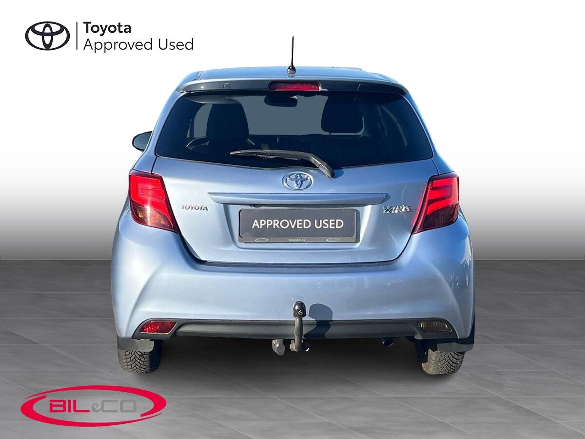 Billede af Toyota Yaris 1,3 VVT-I T2 Style 100HK 5d 6g