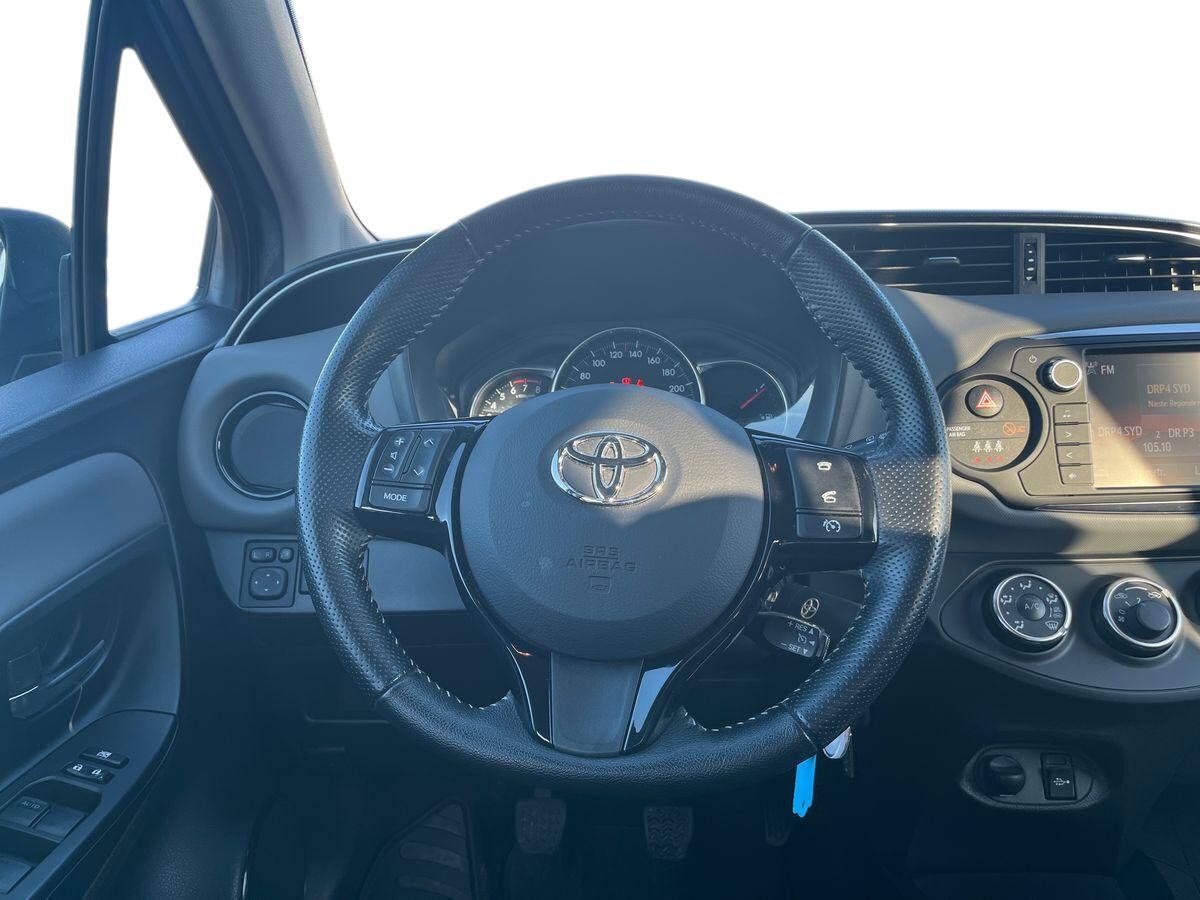 Billede af Toyota Yaris 1,3 VVT-I T2 Style 100HK 5d 6g