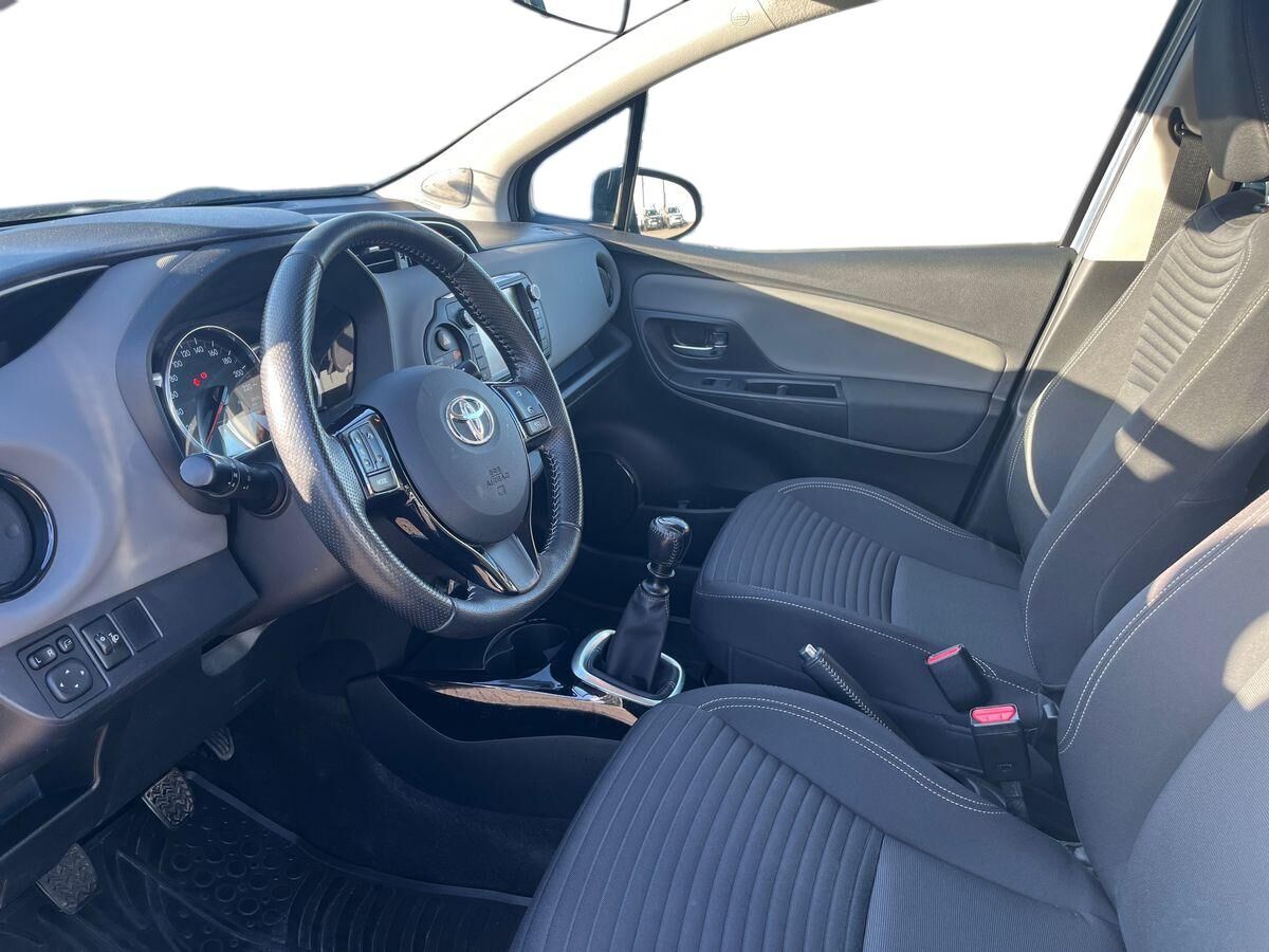 Billede af Toyota Yaris 1,3 VVT-I T2 Style 100HK 5d 6g