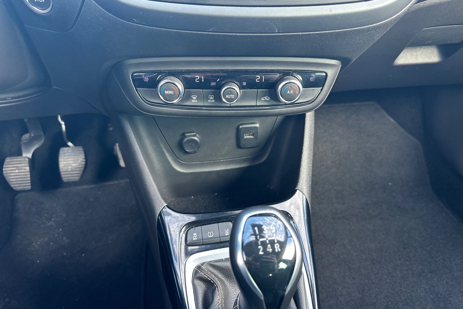 Billede af Opel Crossland X 1,2 Sport 83HK 5d