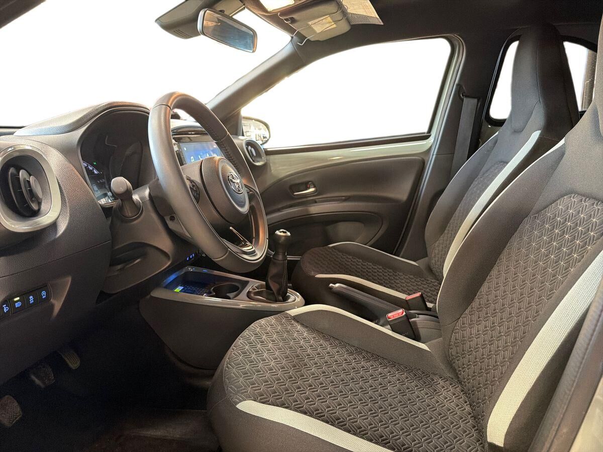 Billede af Toyota Aygo X 1,0 VVT-I Pulse 72HK 5d