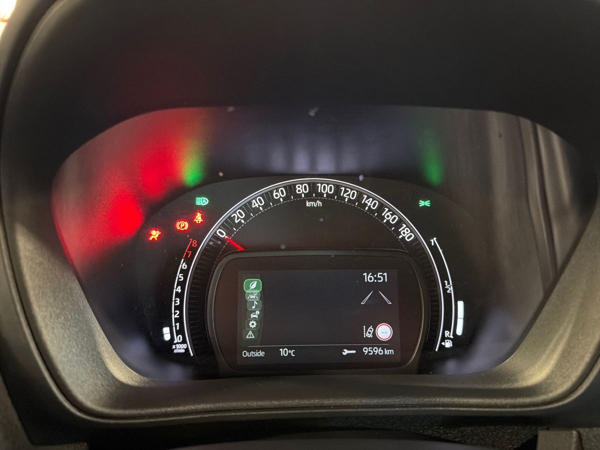 Billede af Toyota Aygo X 1,0 VVT-I Pulse 72HK 5d